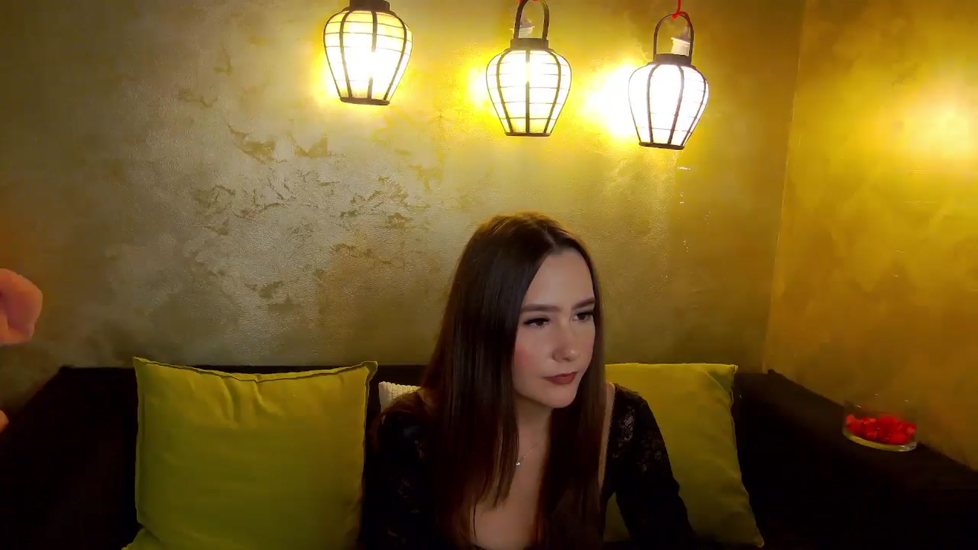 Gallery image thumbnail from Radiance's myfreecams stream on, 12/05/2025, 18:57 image 16 of 20