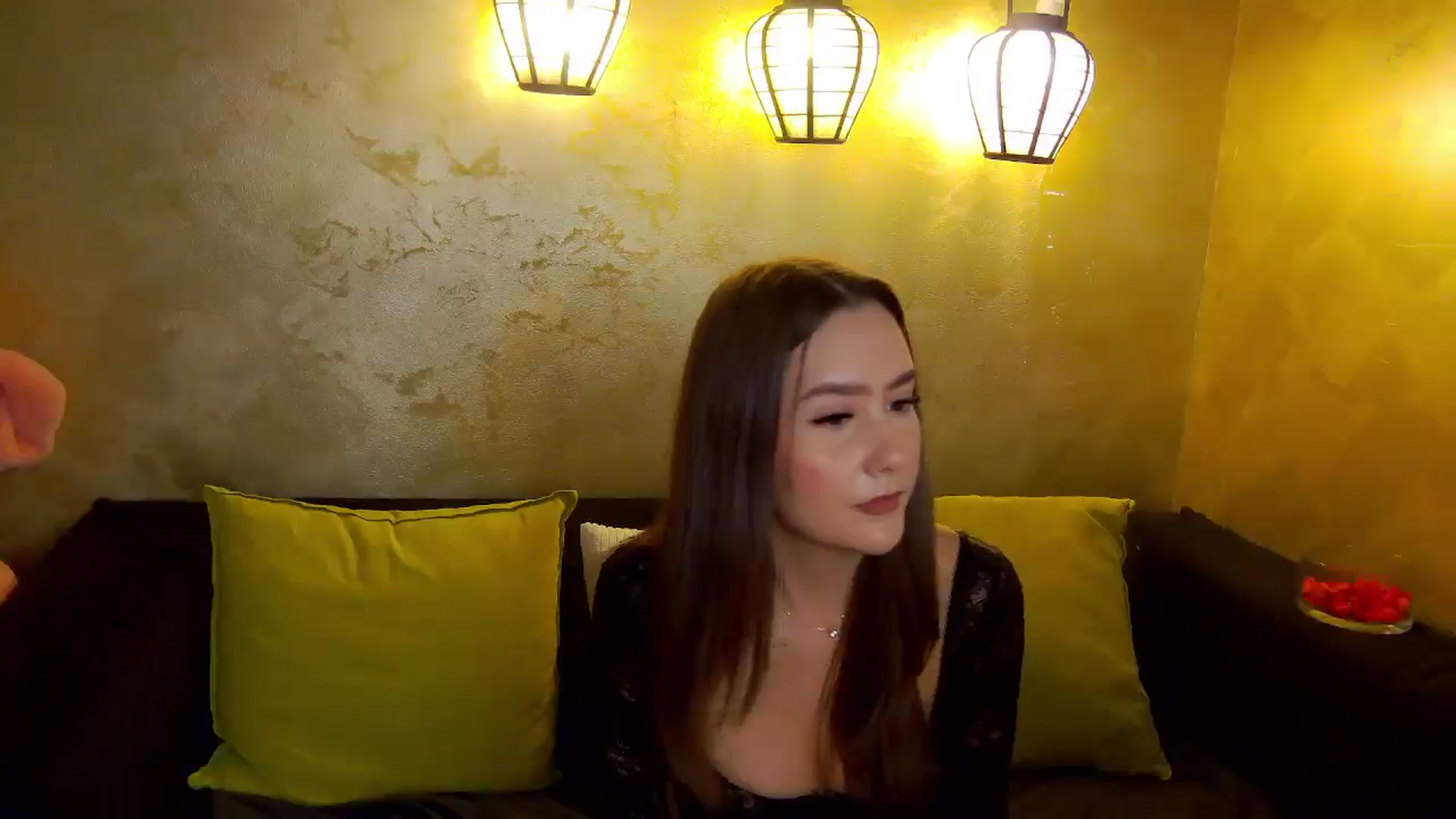 Gallery image thumbnail from Radiance's myfreecams stream on, 12/05/2025, 19:45 image 7 of 20