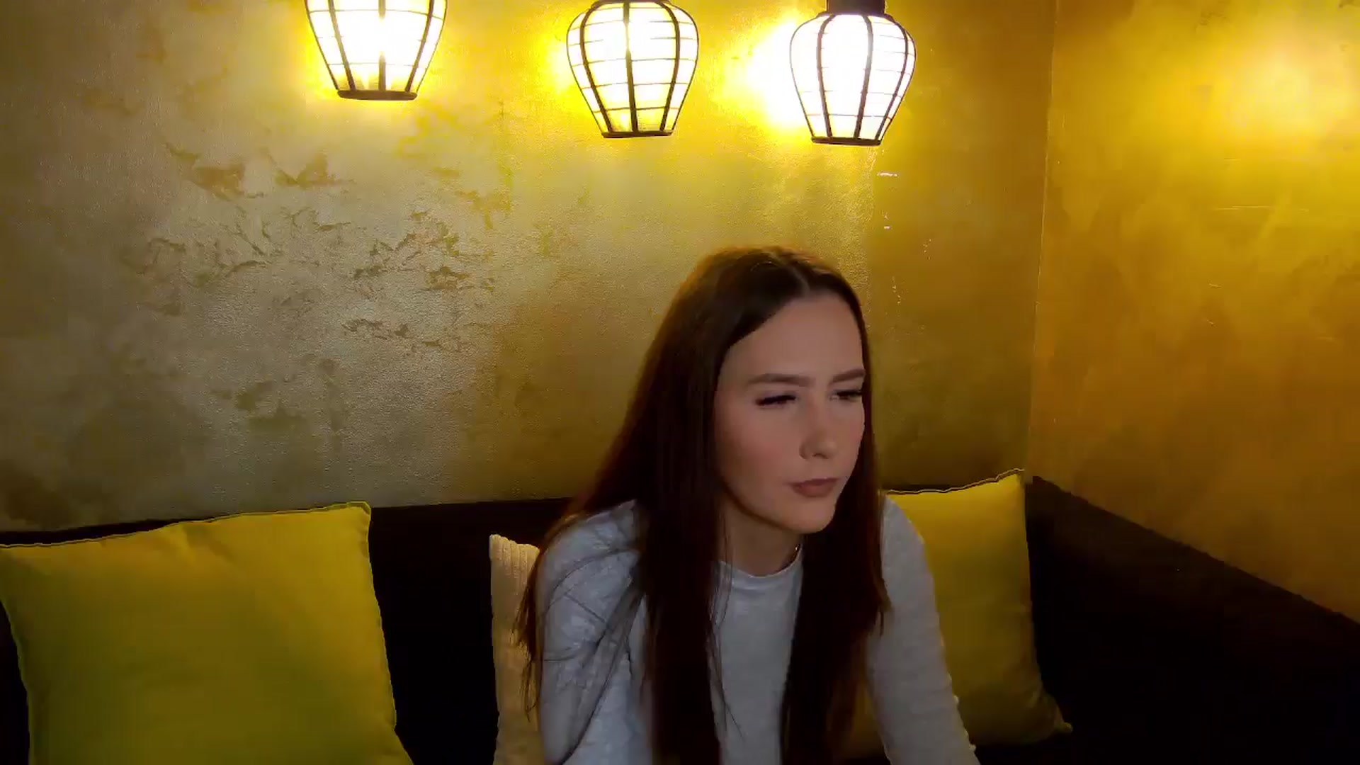 Gallery image thumbnail from Radiance's myfreecams stream on, 12/10/2025, 14:45 image 3 of 20