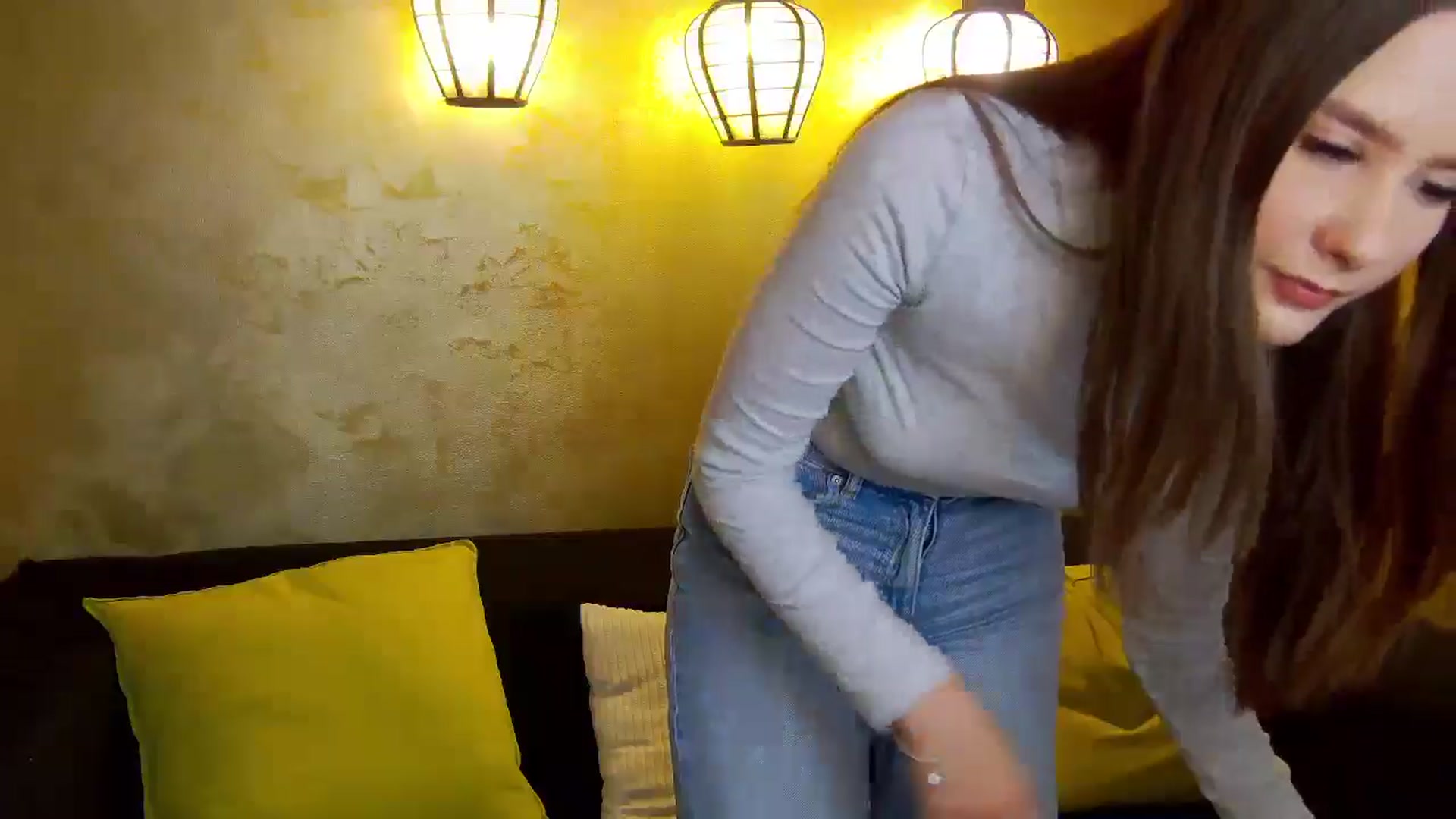 Gallery image thumbnail from Radiance's myfreecams stream on, 12/10/2025, 19:59 image 4 of 20