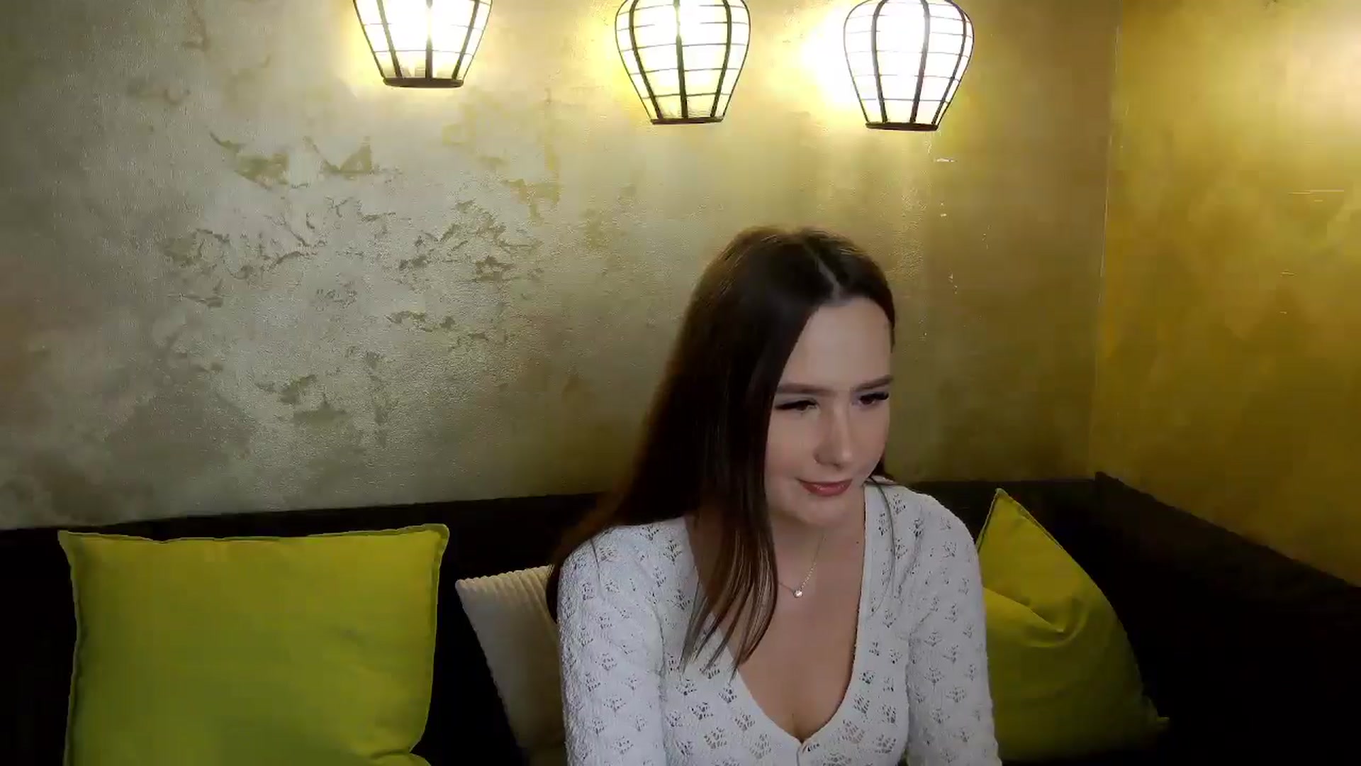 Gallery image thumbnail from Radiance's myfreecams stream on, 12/12/2025, 15:36 image 13 of 20