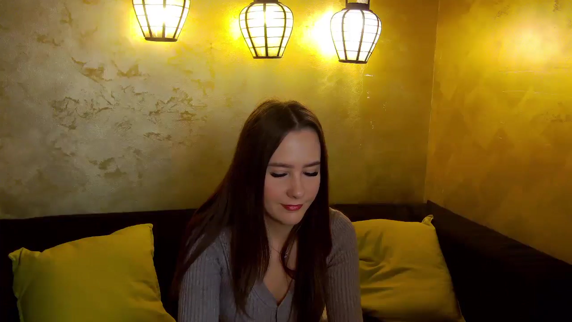 Gallery image thumbnail from Radiance's myfreecams stream on, 12/13/2025, 14:51 image 3 of 20