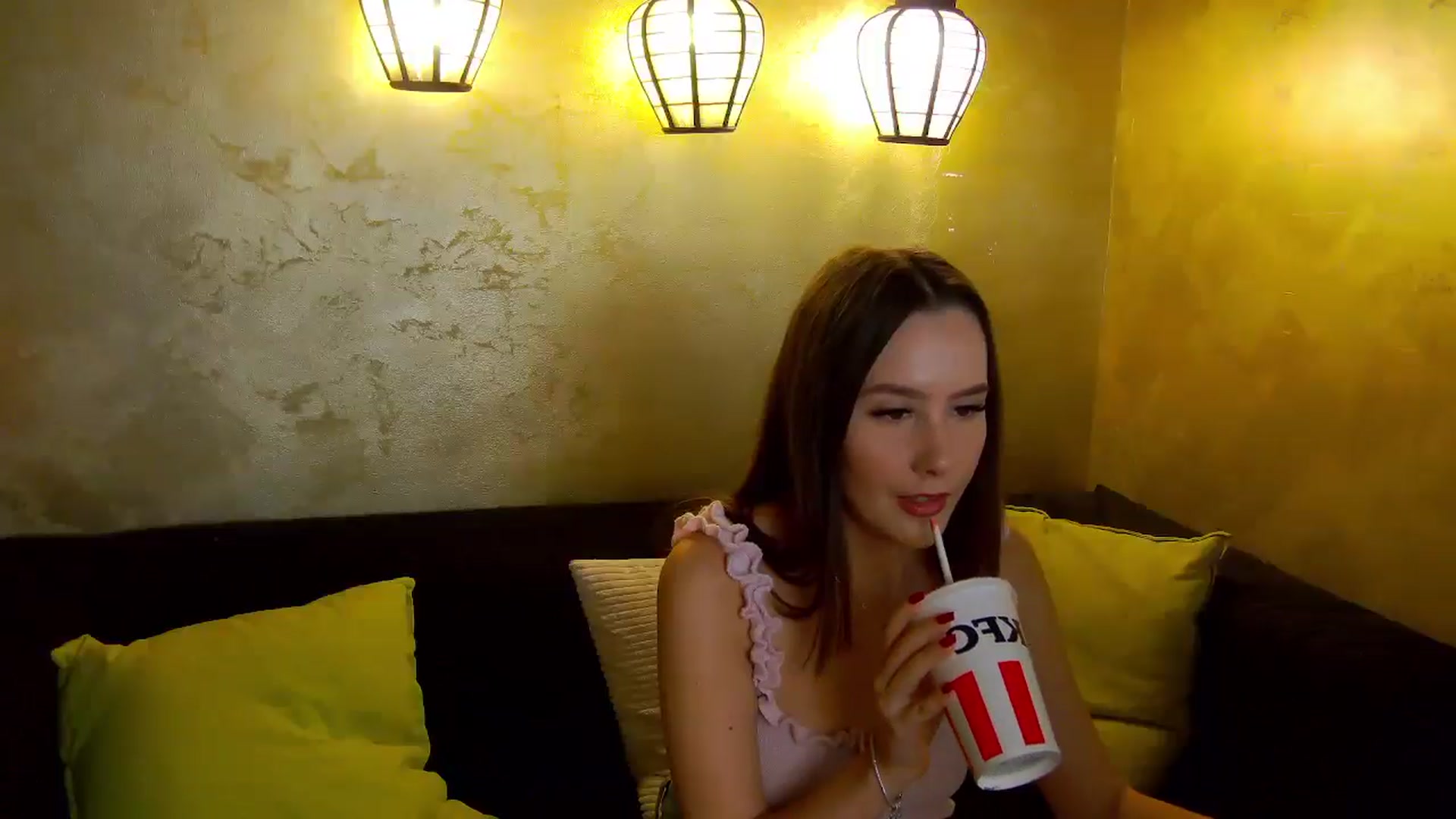 Gallery image thumbnail from Radiance's myfreecams stream on, 12/14/2025, 16:34 image 13 of 20