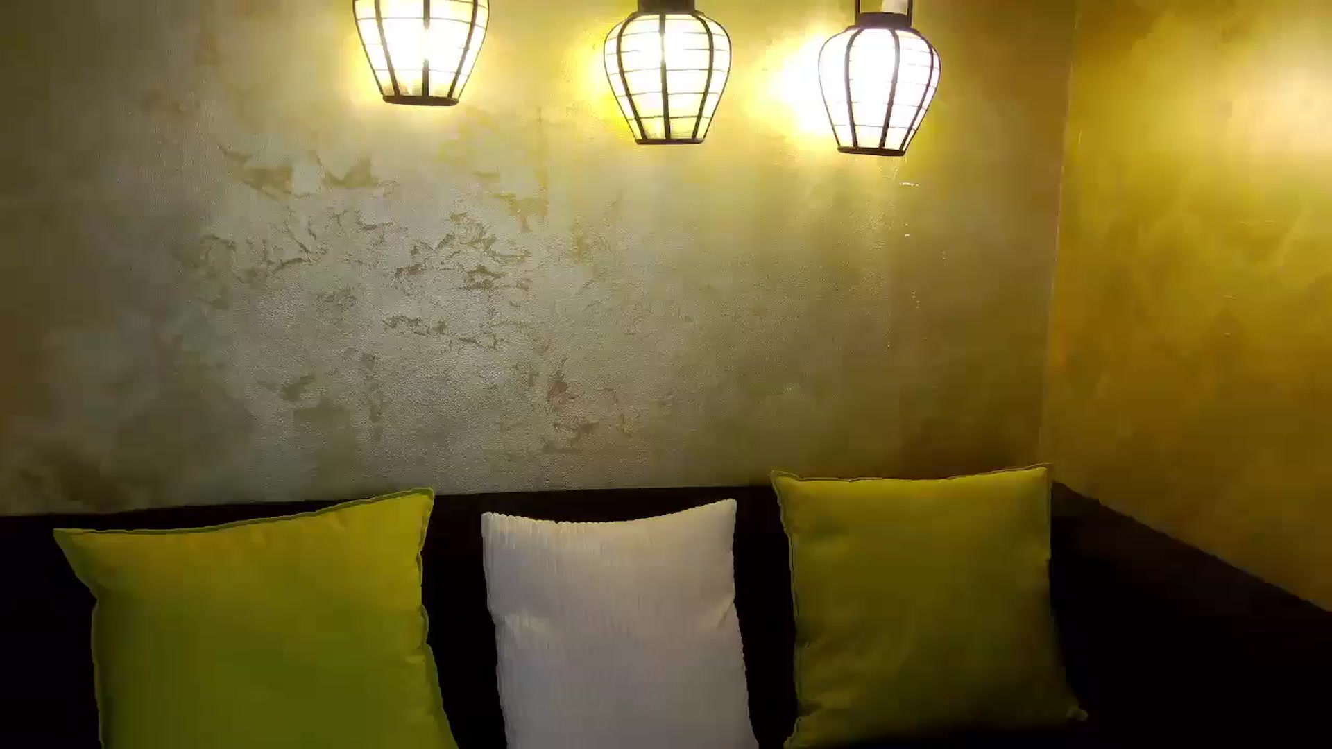 Gallery image thumbnail from Radiance's myfreecams stream on, 12/15/2025, 16:12 image 16 of 20