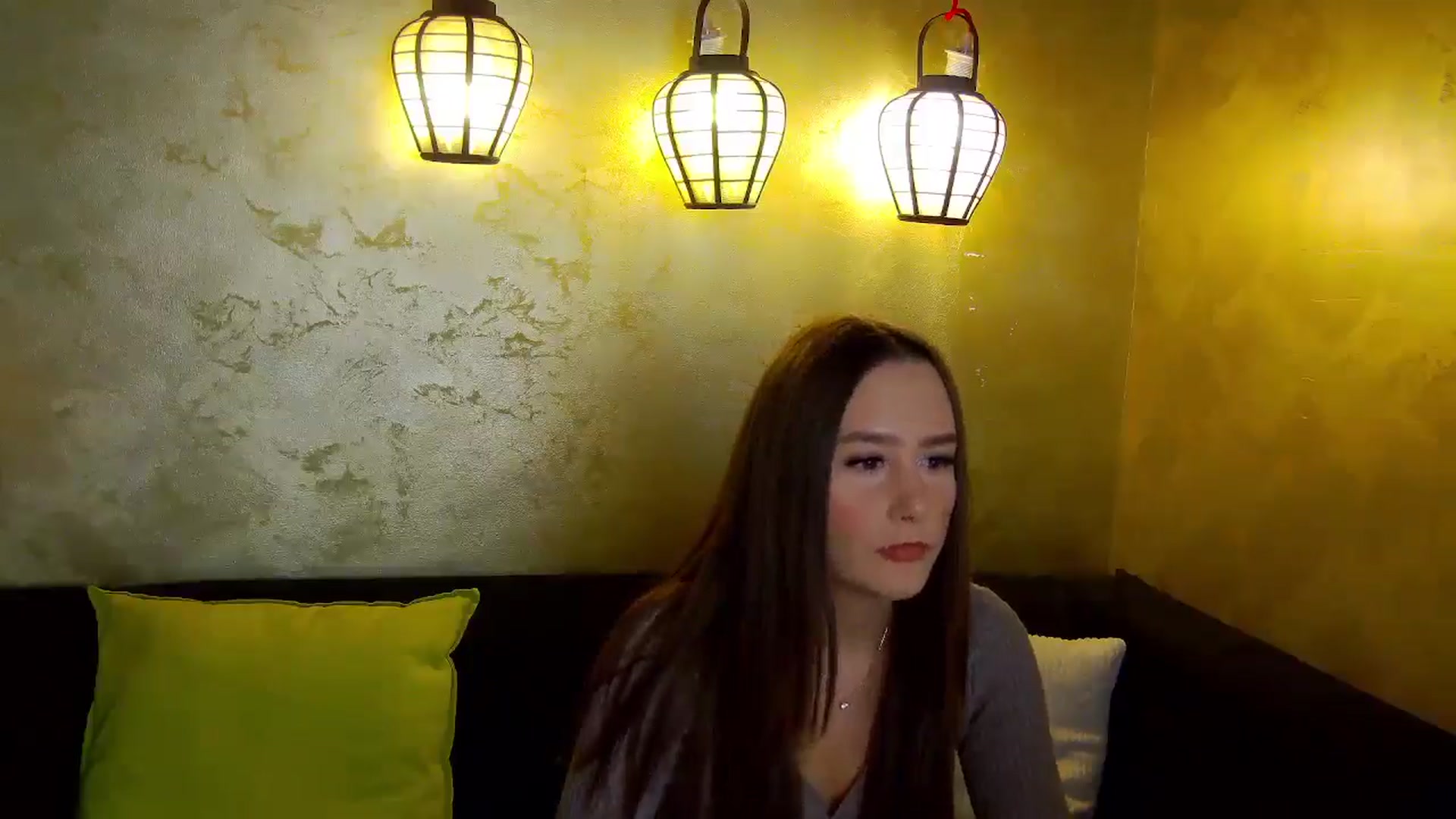 Gallery image thumbnail from Radiance's myfreecams stream on, 12/18/2025, 14:20 image 3 of 20
