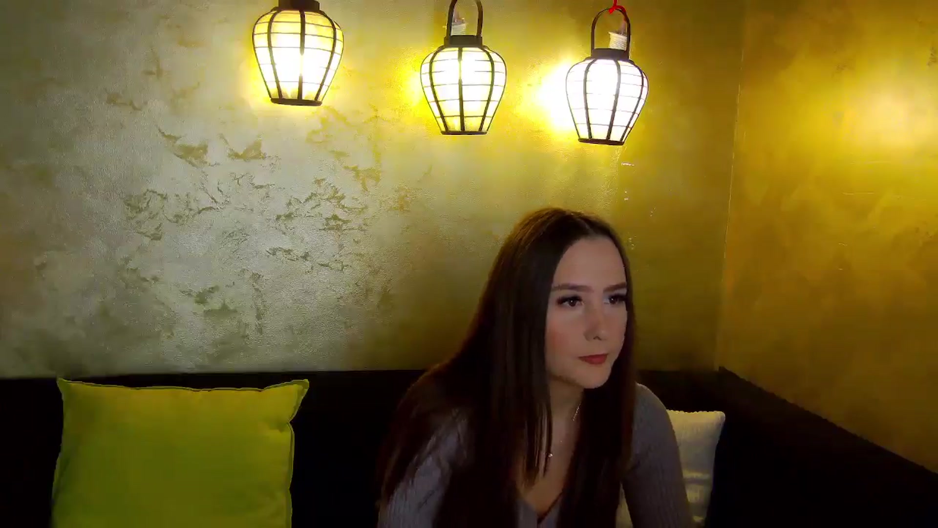 Gallery image thumbnail from Radiance's myfreecams stream on, 12/18/2025, 14:20 image 2 of 20