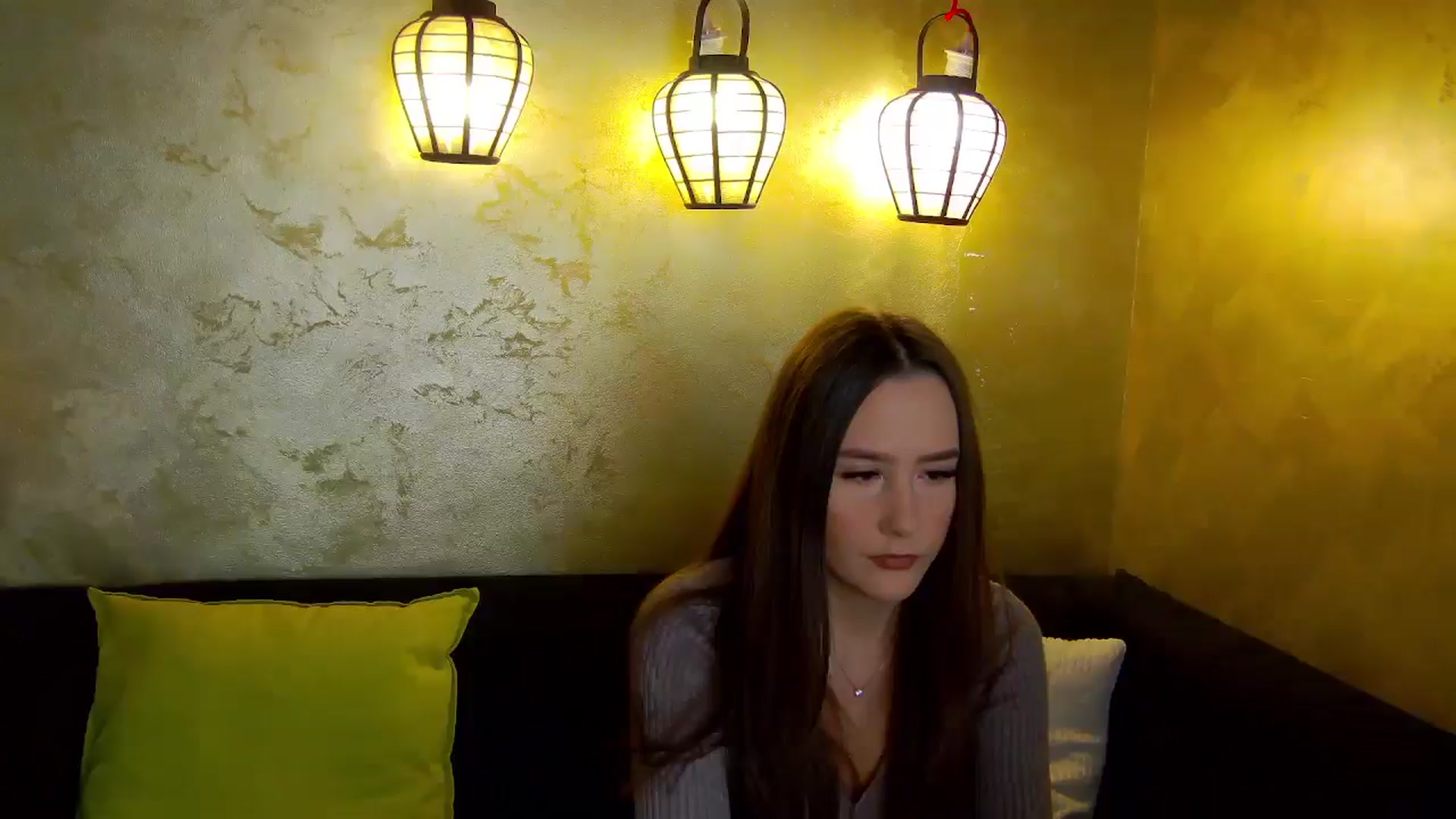 Gallery image thumbnail from Radiance's myfreecams stream on, 12/18/2025, 14:20 image 8 of 20