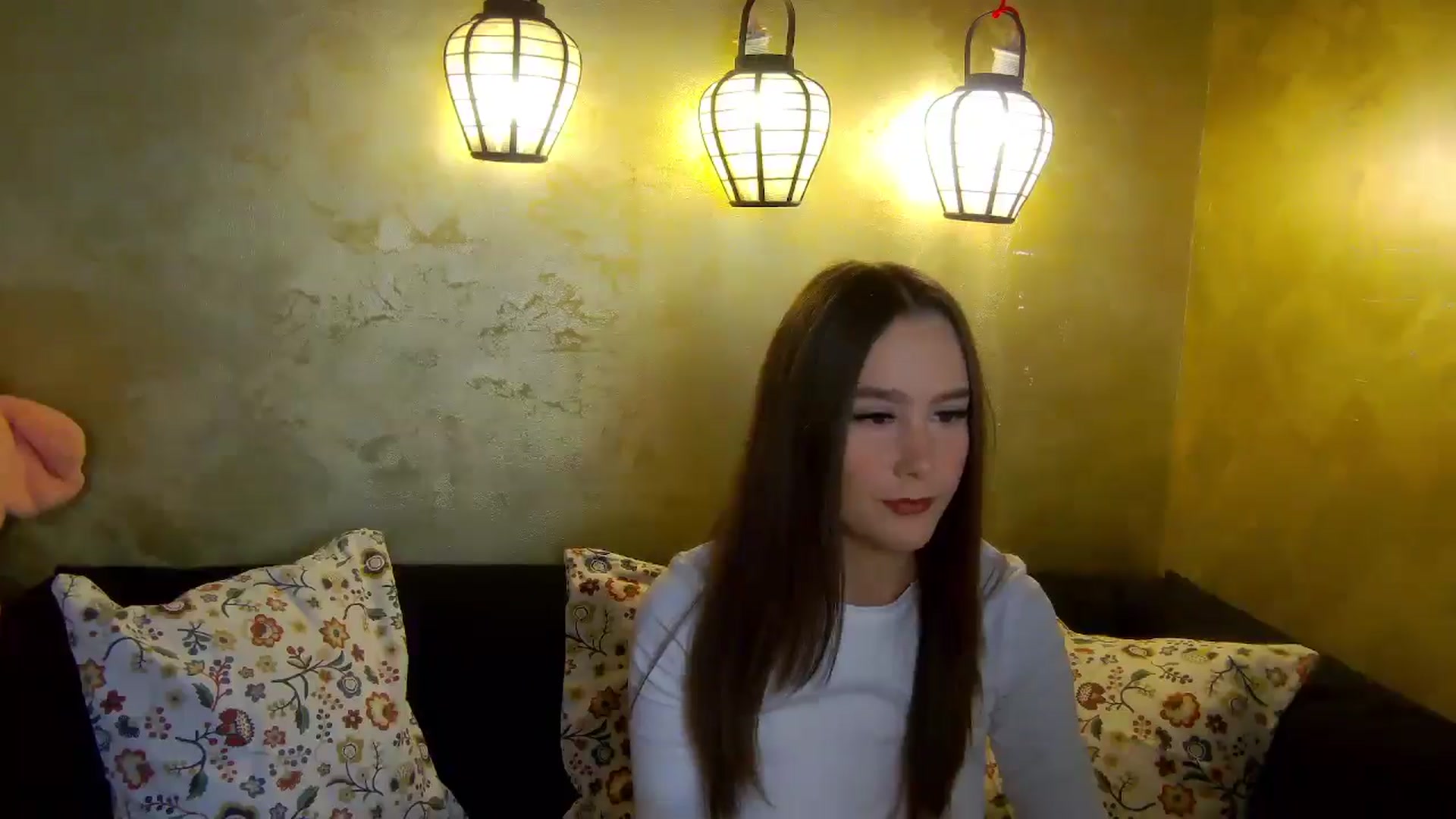 Gallery image thumbnail from Radiance's myfreecams stream on, 12/21/2025, 15:54 image 5 of 20