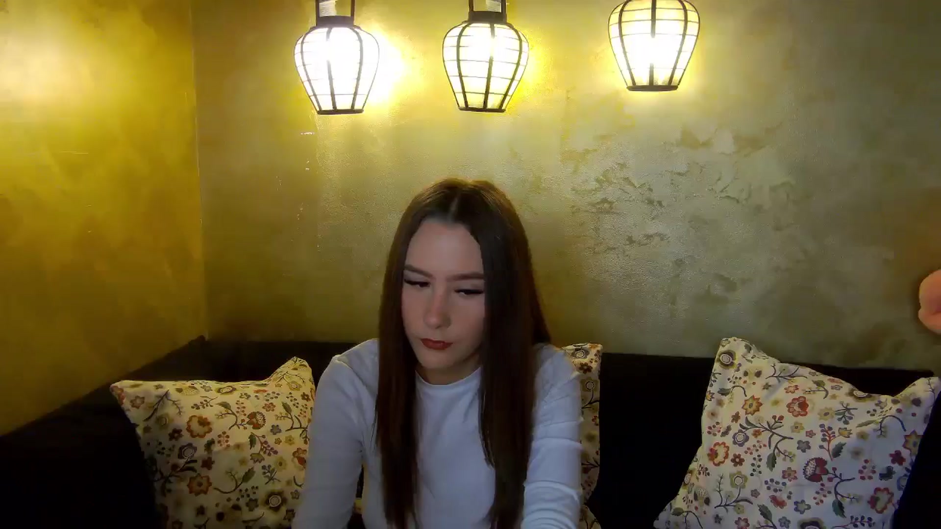 Gallery image thumbnail from Radiance's myfreecams stream on, 12/21/2025, 15:54 image 11 of 20