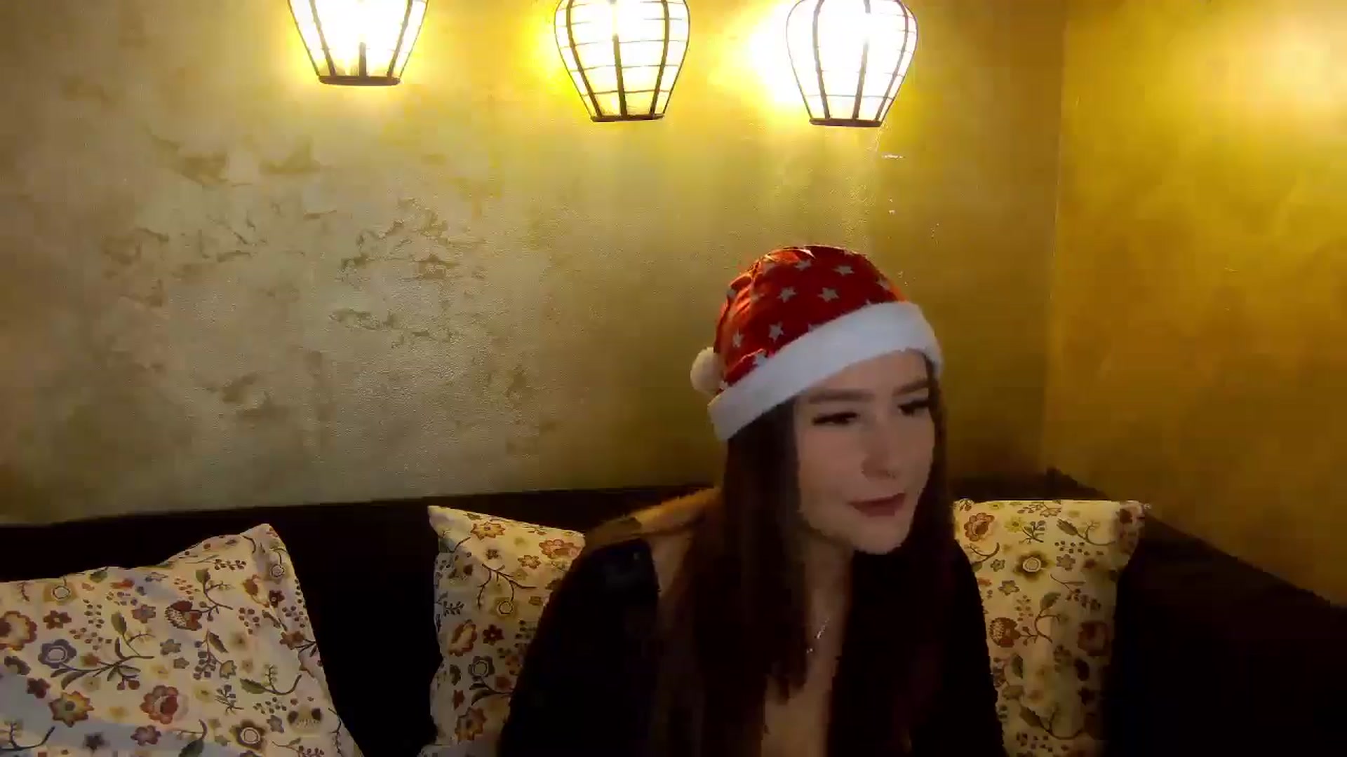 Gallery image thumbnail from Radiance's myfreecams stream on, 12/22/2025, 14:57 image 11 of 20
