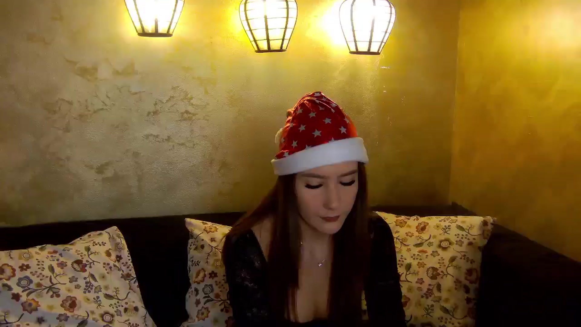 Gallery image thumbnail from Radiance's myfreecams stream on, 12/22/2025, 14:57 image 8 of 20