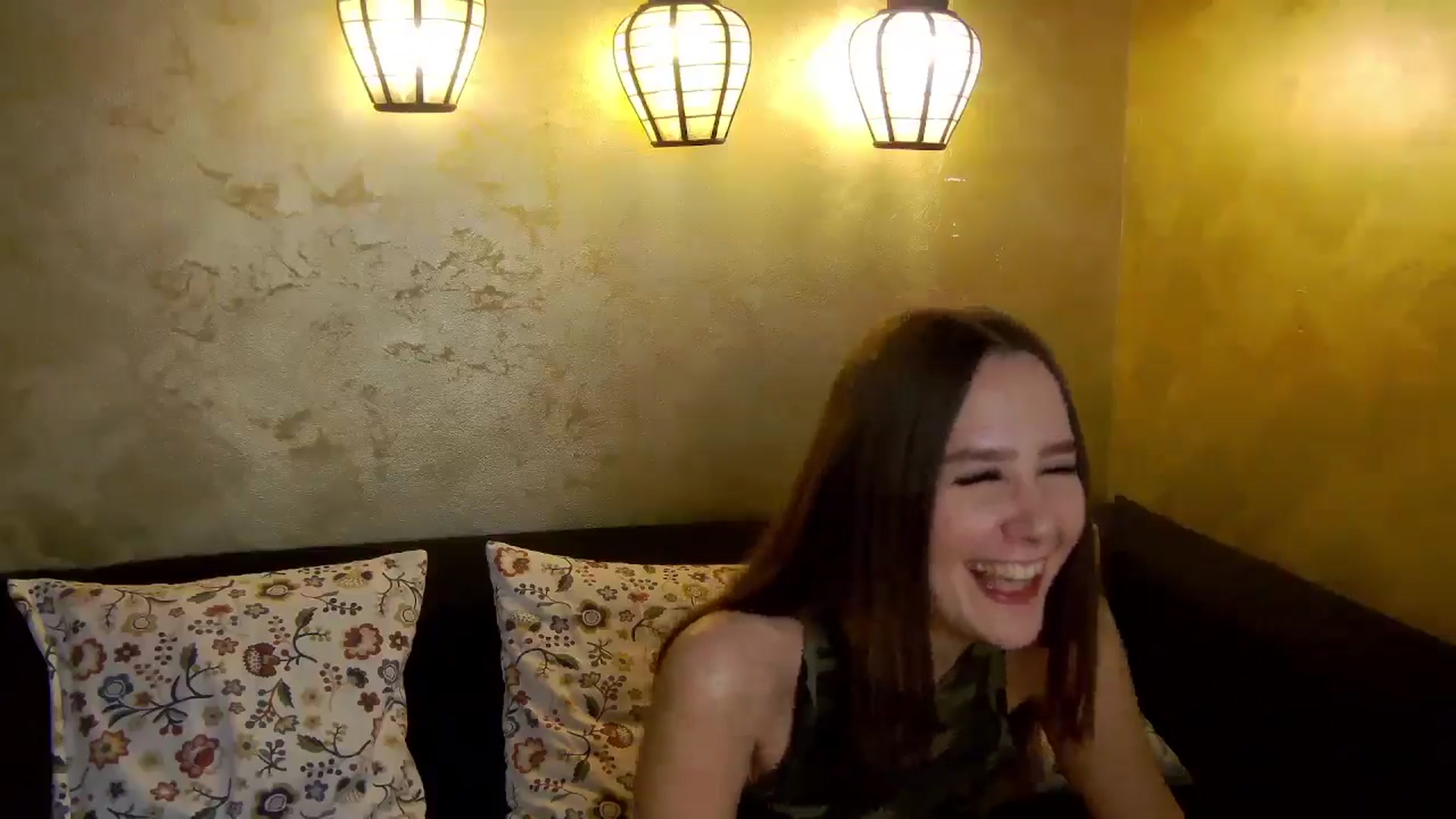 Gallery image thumbnail from Radiance's myfreecams stream on, 01/05/2026, 15:49 image 5 of 20