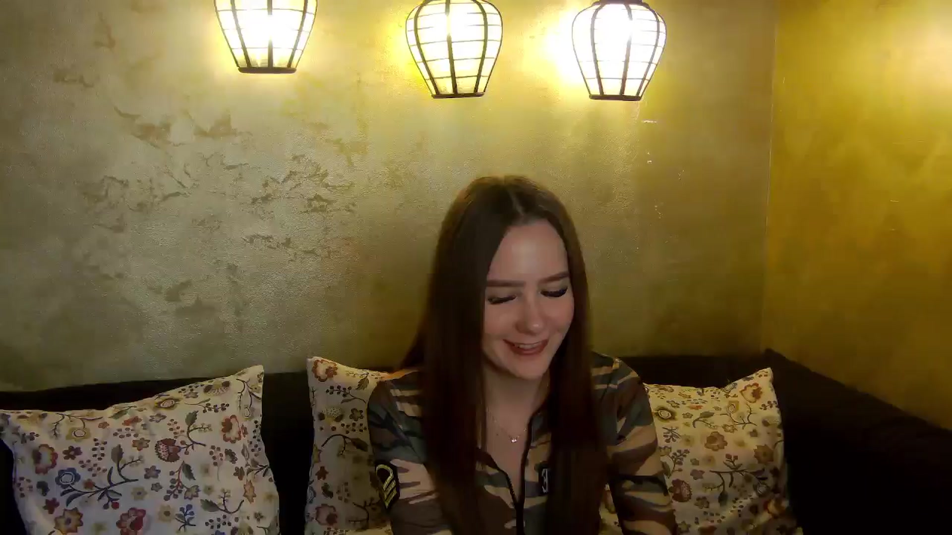 Gallery image thumbnail from Radiance's myfreecams stream on, 01/07/2026, 15:04 image 10 of 20