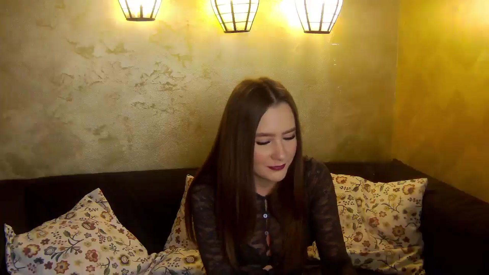 Gallery image thumbnail from Radiance's myfreecams stream on, 01/08/2026, 19:16 image 5 of 20