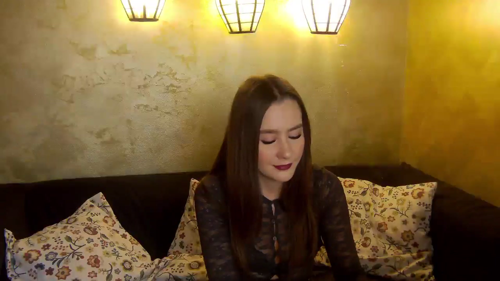 Gallery image thumbnail from Radiance's myfreecams stream on, 01/08/2026, 19:16 image 4 of 20