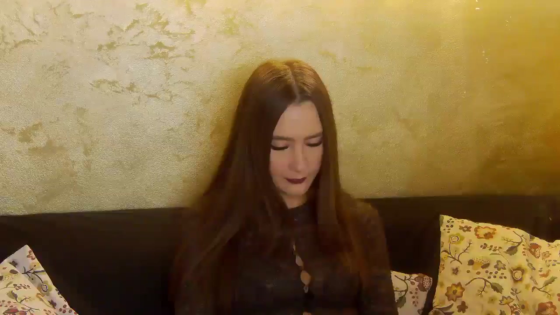 Gallery image thumbnail from Radiance's myfreecams stream on, 01/08/2026, 20:15 image 7 of 20