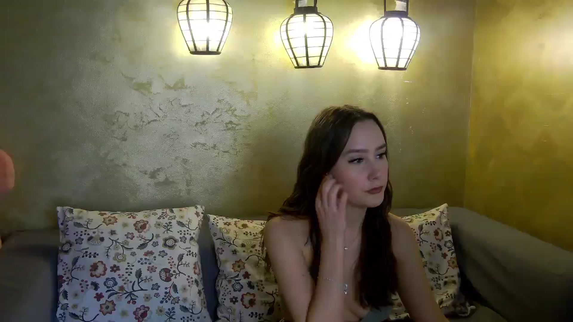 Gallery image thumbnail from Radiance's myfreecams stream on, 01/13/2026, 14:44 image 13 of 20