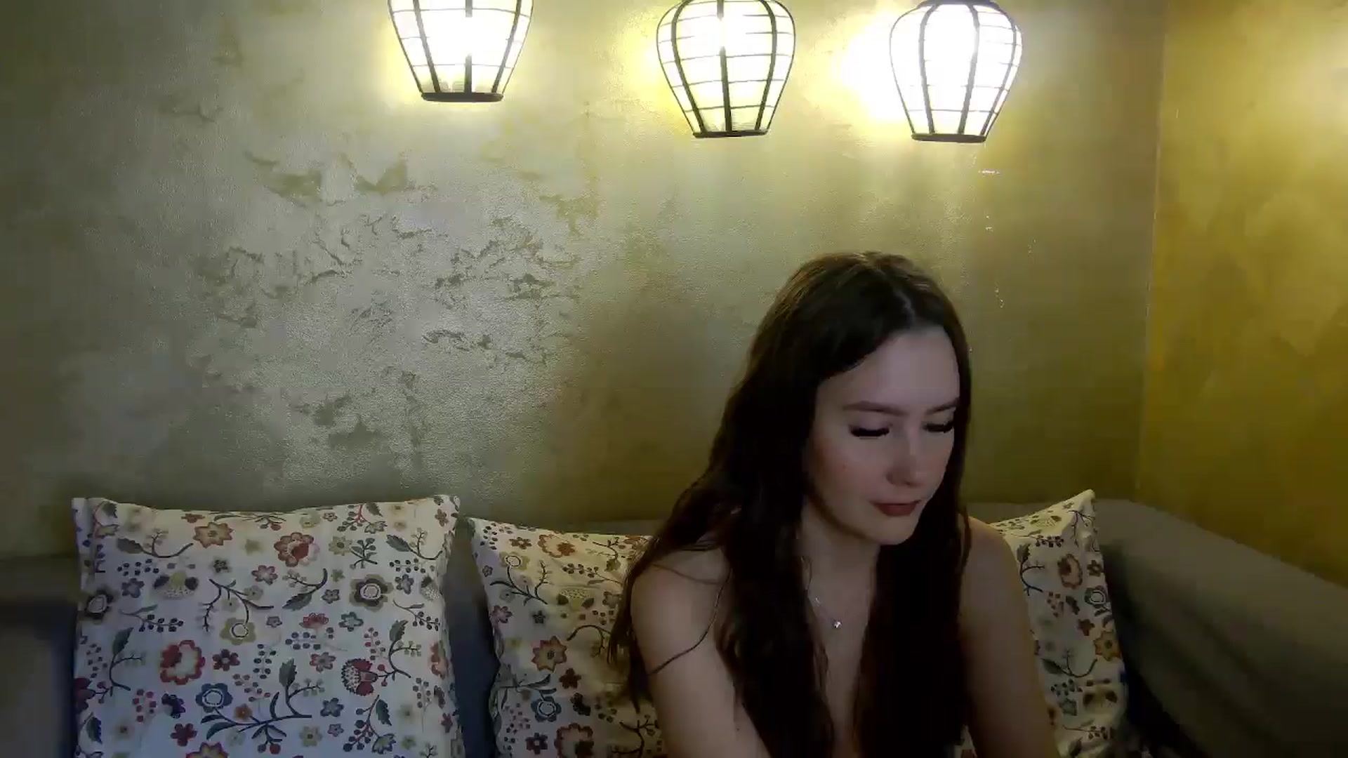 Gallery image thumbnail from Radiance's myfreecams stream on, 01/13/2026, 14:44 image 11 of 20