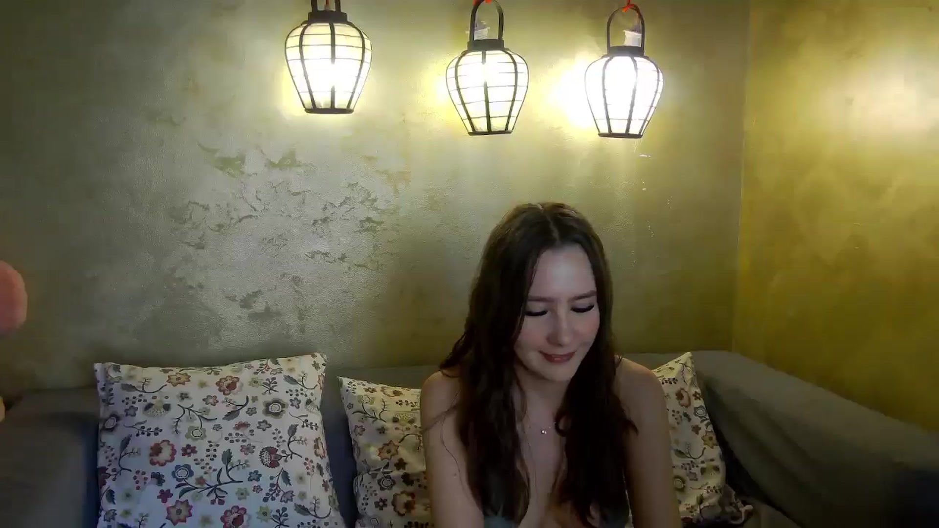Gallery image thumbnail from Radiance's myfreecams stream on, 01/13/2026, 16:02 image 14 of 20