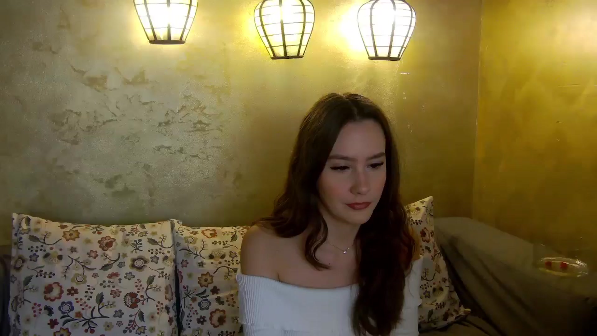 Gallery image thumbnail from Radiance's myfreecams stream on, 01/14/2026, 13:19 image 16 of 20