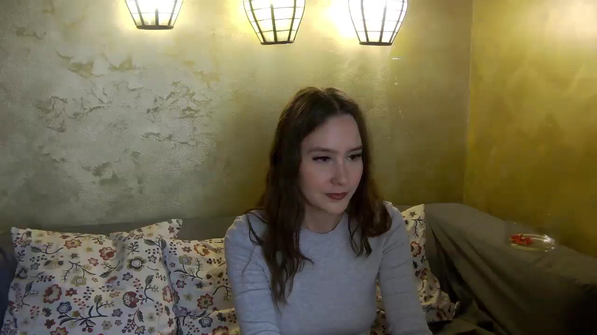 Gallery image thumbnail from Radiance's myfreecams stream on, 01/14/2026, 18:14 image 7 of 20