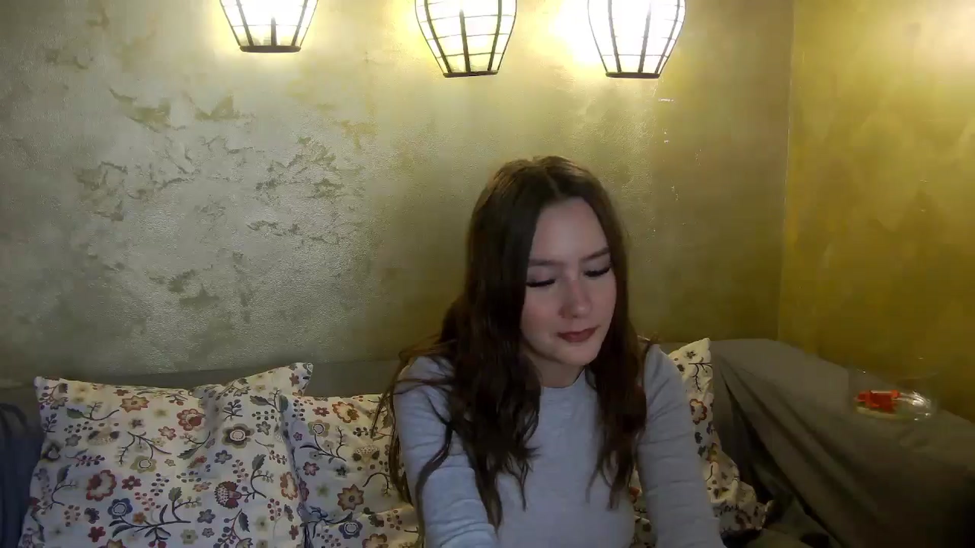 Gallery image thumbnail from Radiance's myfreecams stream on, 01/14/2026, 19:19 image 13 of 20