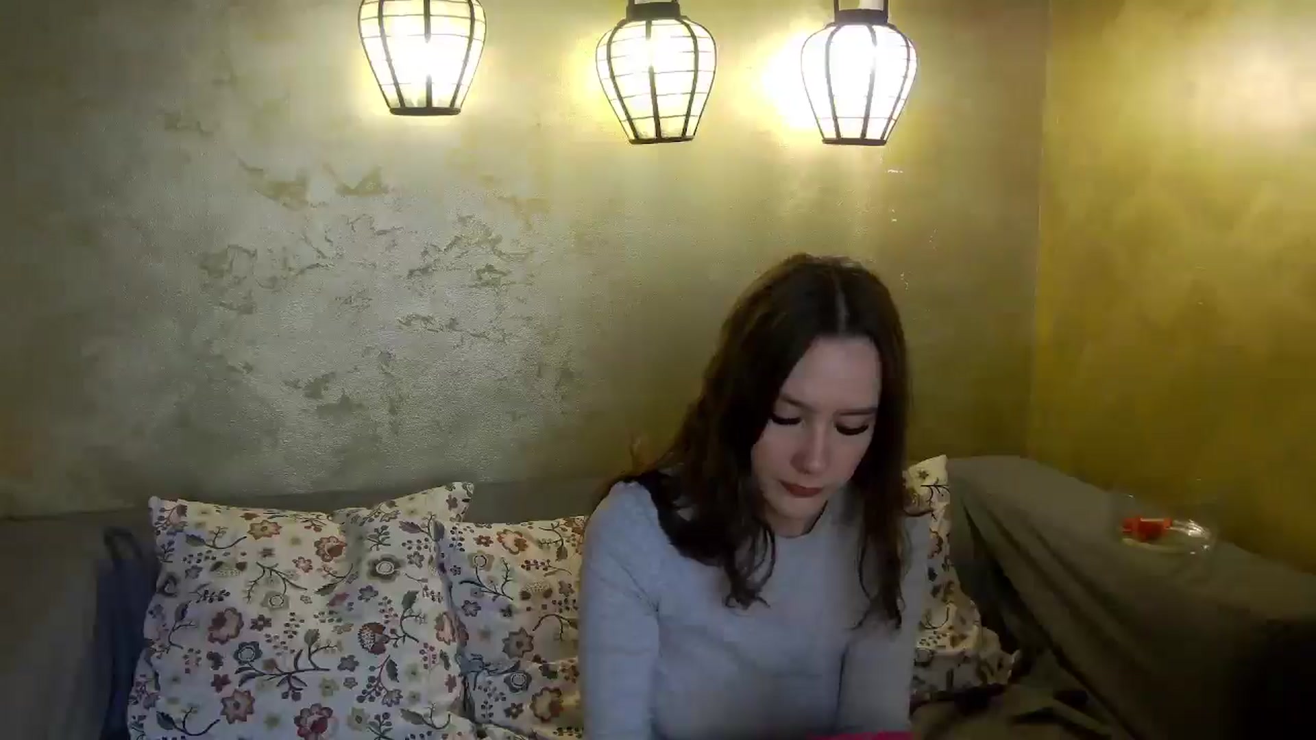 Gallery image thumbnail from Radiance's myfreecams stream on, 01/14/2026, 19:19 image 8 of 20