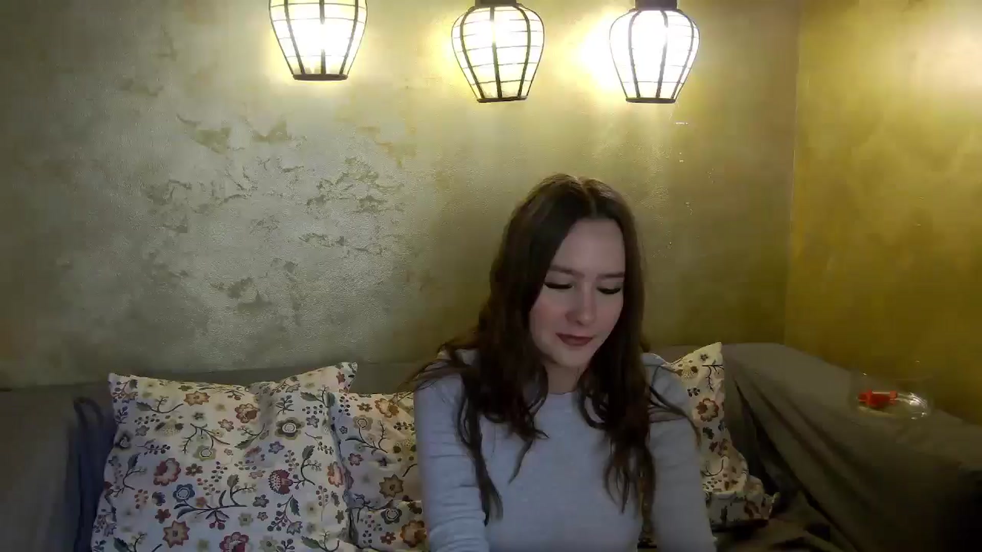 Gallery image thumbnail from Radiance's myfreecams stream on, 01/14/2026, 19:19 image 5 of 20