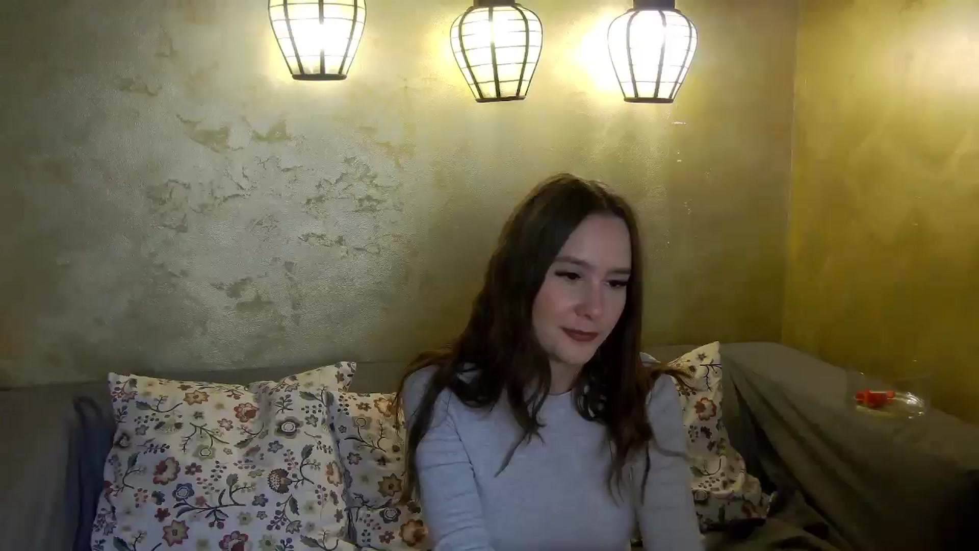 Gallery image thumbnail from Radiance's myfreecams stream on, 01/14/2026, 19:19 image 4 of 20