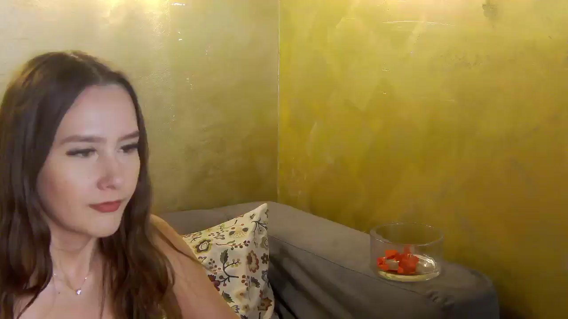 Gallery image thumbnail from Radiance's myfreecams stream on, 01/16/2026, 19:28 image 1 of 20