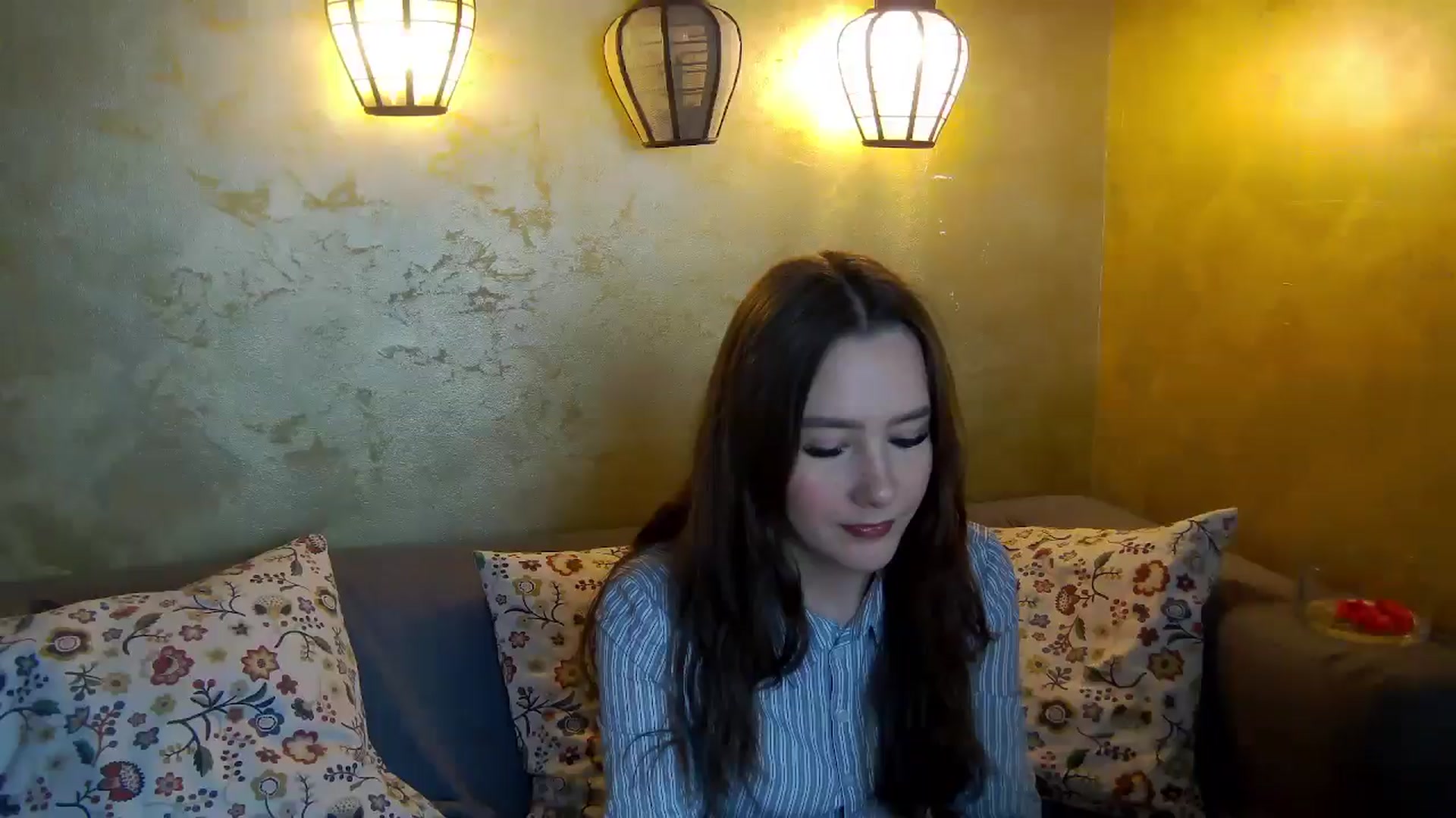 Gallery image thumbnail from Radiance's myfreecams stream on, 01/17/2026, 15:20 image 4 of 20