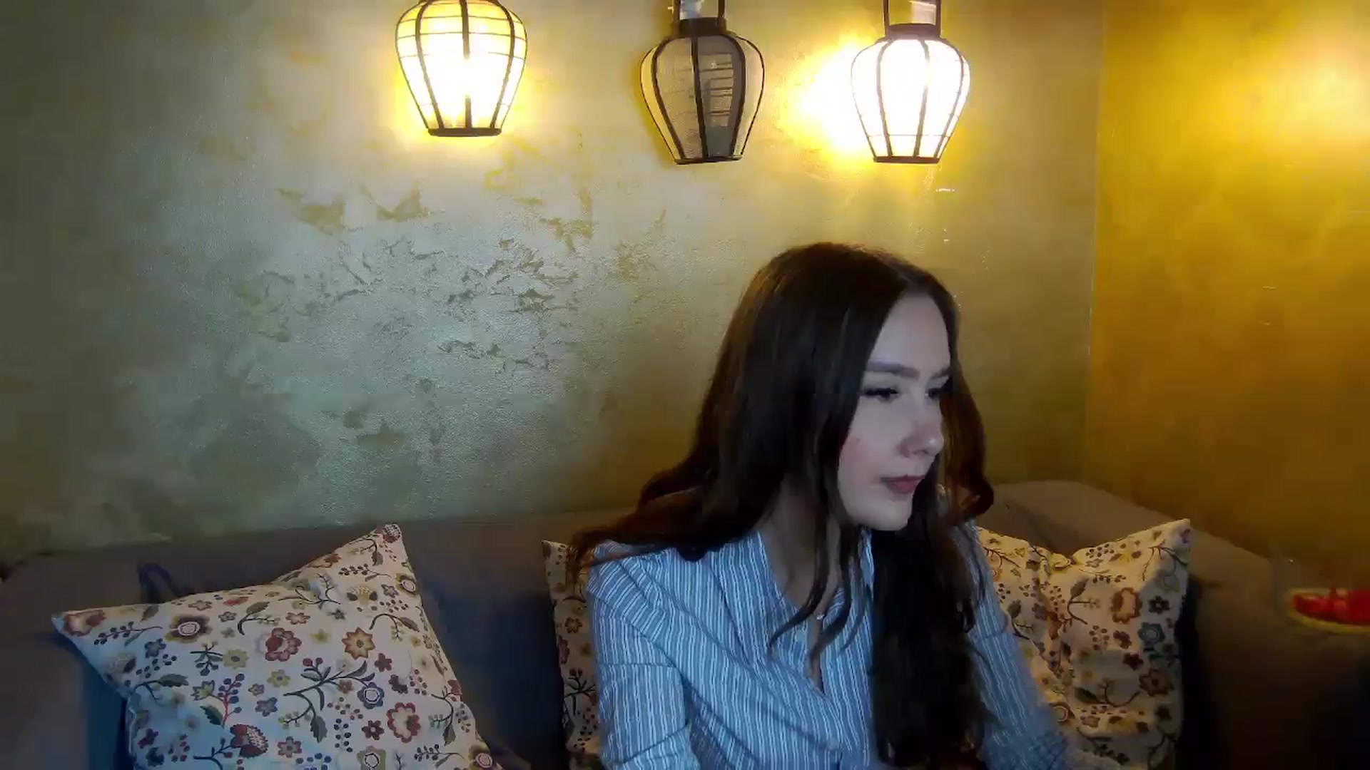 Gallery image thumbnail from Radiance's myfreecams stream on, 01/17/2026, 18:22 image 8 of 20