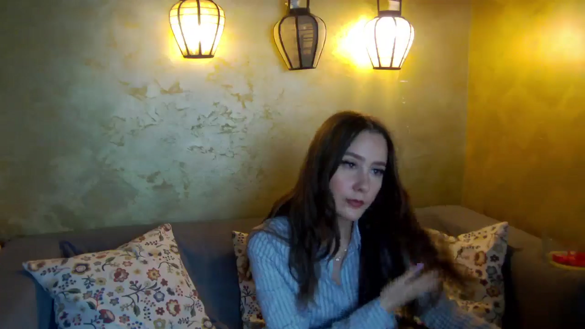 Gallery image thumbnail from Radiance's myfreecams stream on, 01/17/2026, 18:22 image 15 of 20