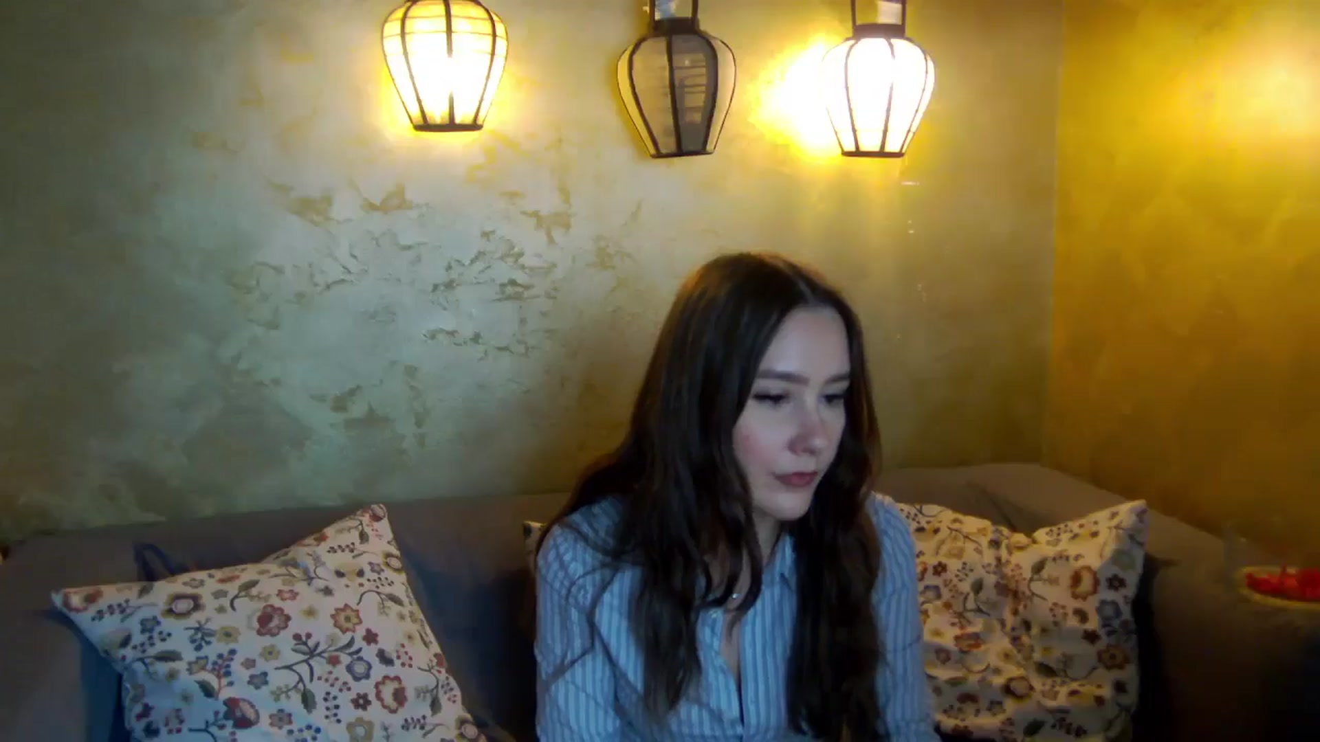 Gallery image thumbnail from Radiance's myfreecams stream on, 01/17/2026, 18:22 image 12 of 20