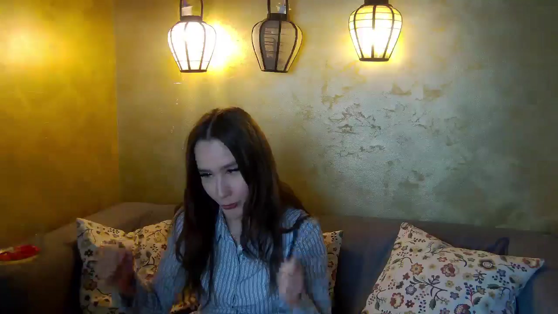 Gallery image thumbnail from Radiance's myfreecams stream on, 01/17/2026, 19:59 image 13 of 20