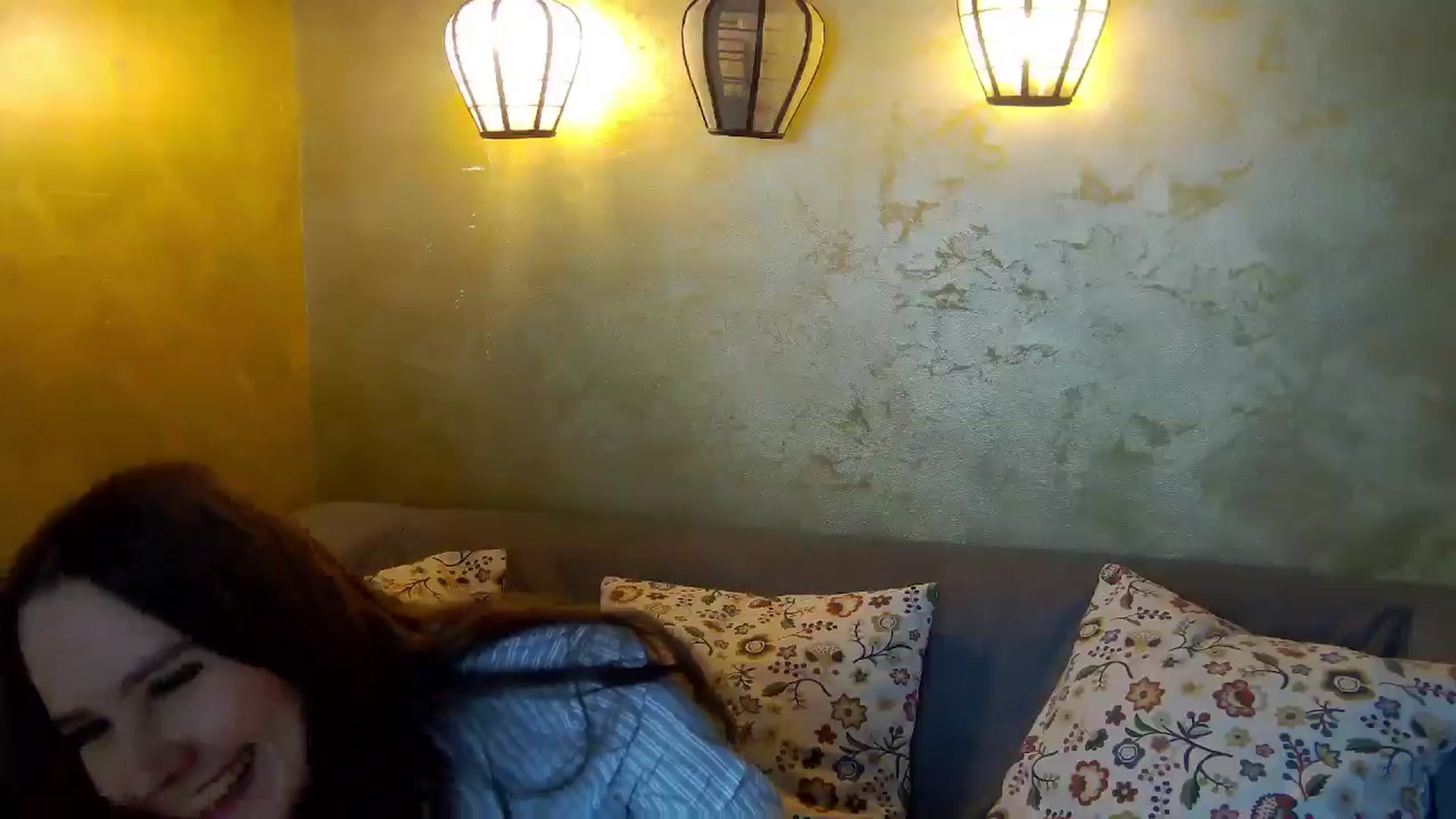Gallery image thumbnail from Radiance's myfreecams stream on, 01/17/2026, 19:59 image 19 of 20
