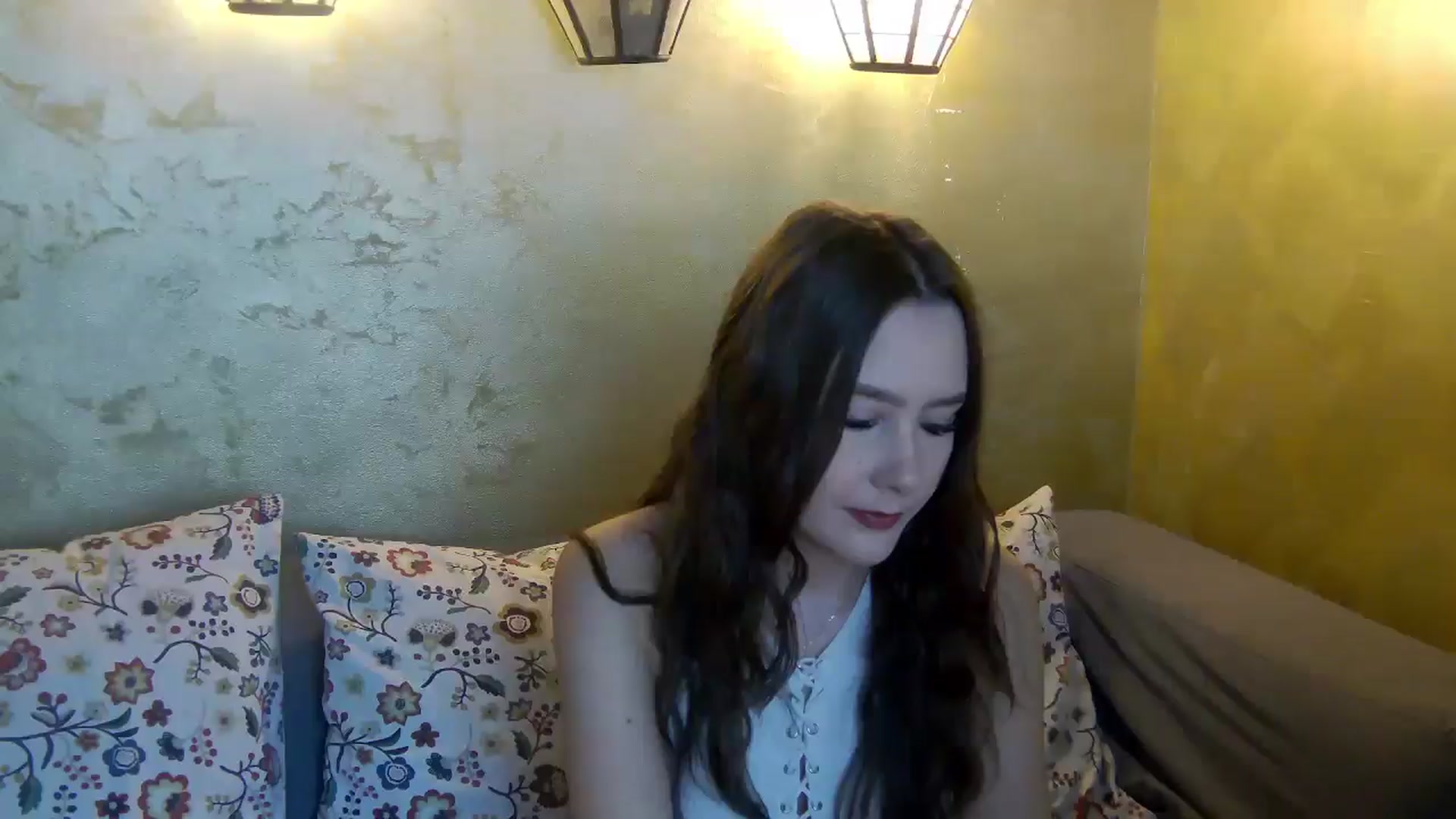Gallery image thumbnail from Radiance's myfreecams stream on, 01/21/2026, 13:52 image 7 of 20