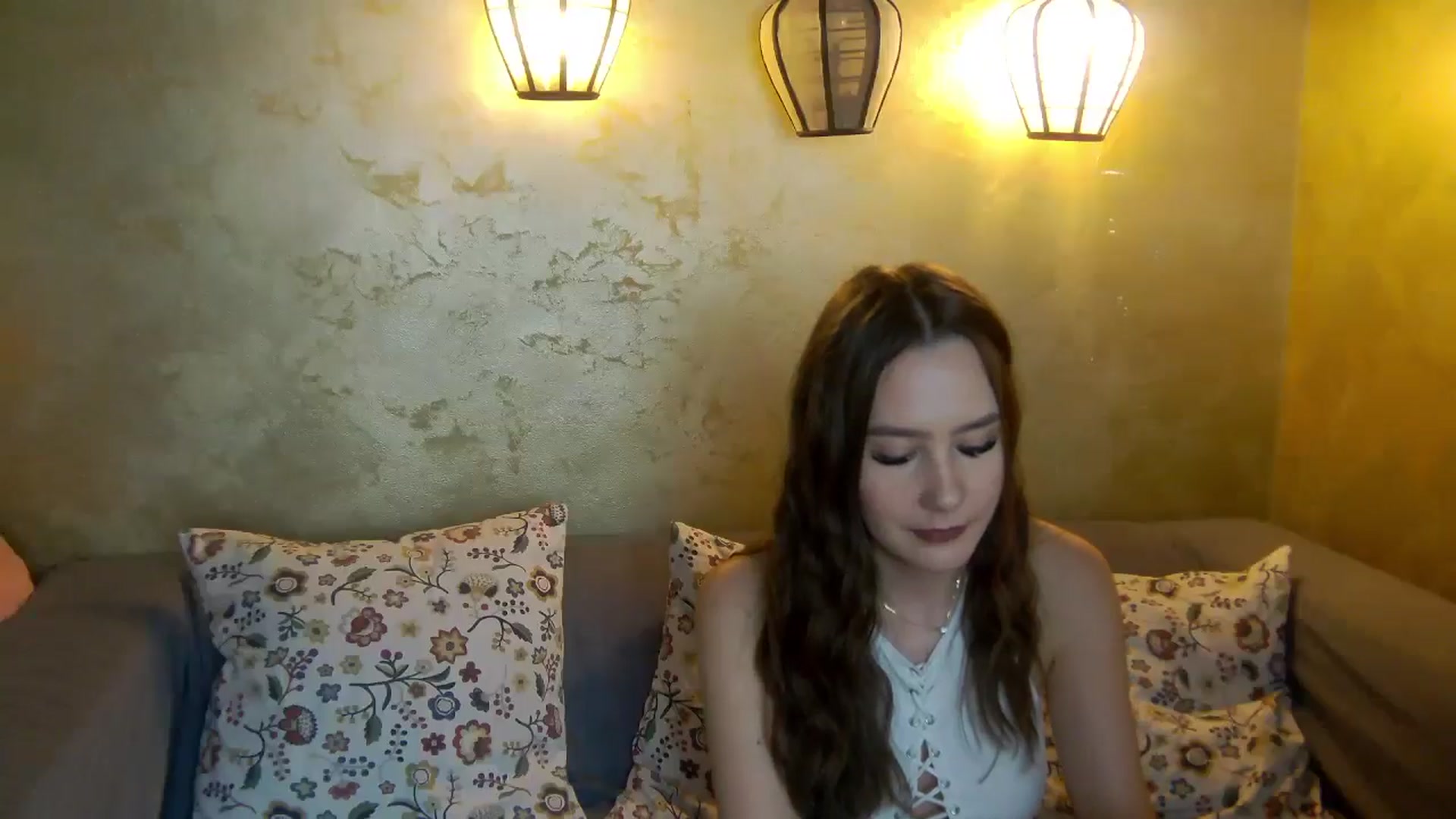 Gallery image thumbnail from Radiance's myfreecams stream on, 01/21/2026, 20:38 image 16 of 20