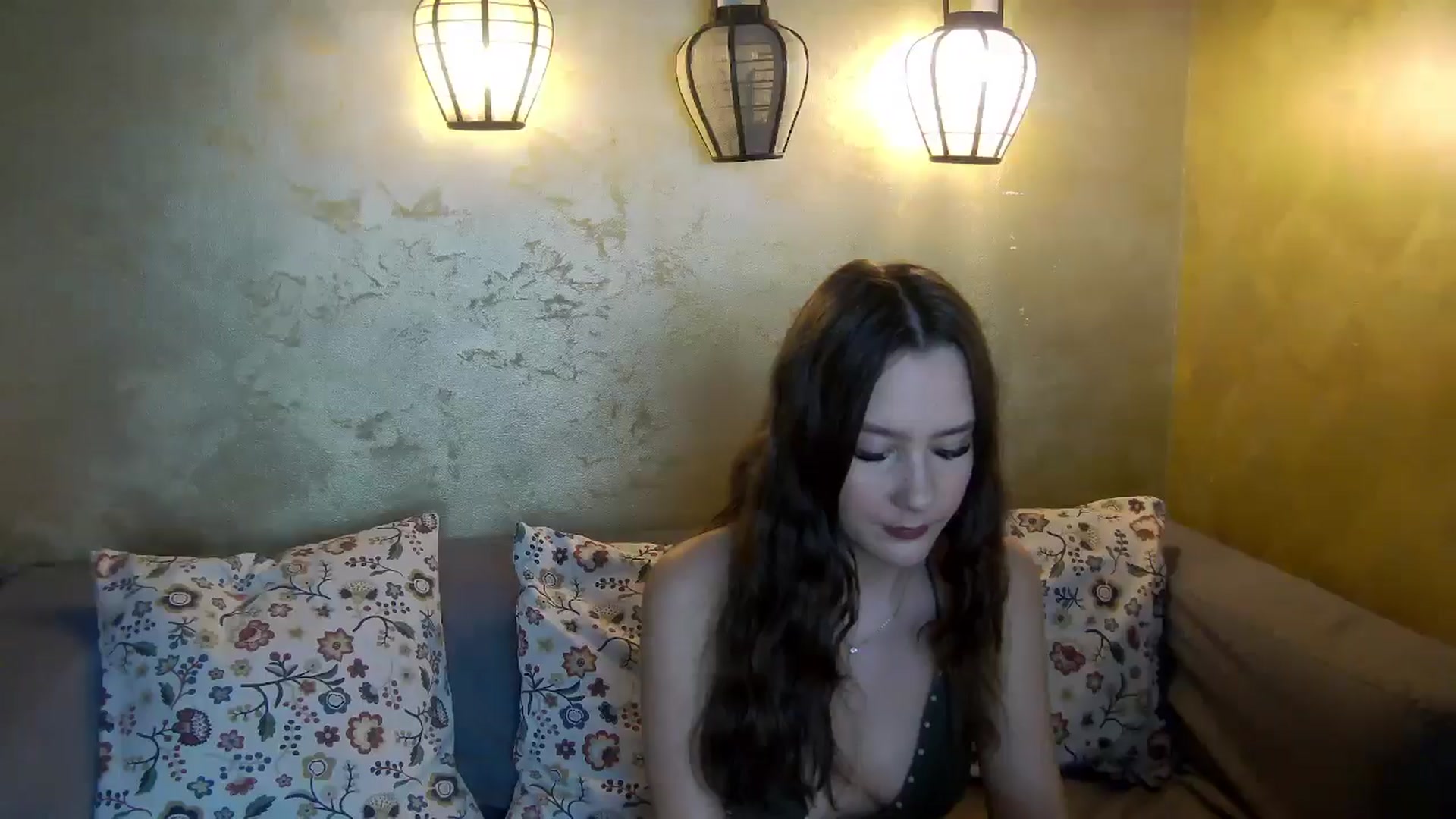 Gallery image thumbnail from Radiance's myfreecams stream on, 01/22/2026, 17:35 image 16 of 20