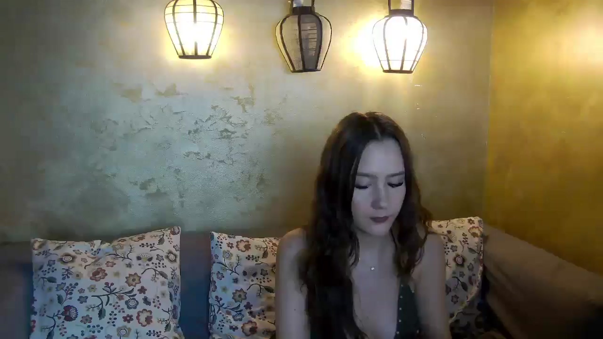 Gallery image thumbnail from Radiance's myfreecams stream on, 01/22/2026, 19:03 image 4 of 20