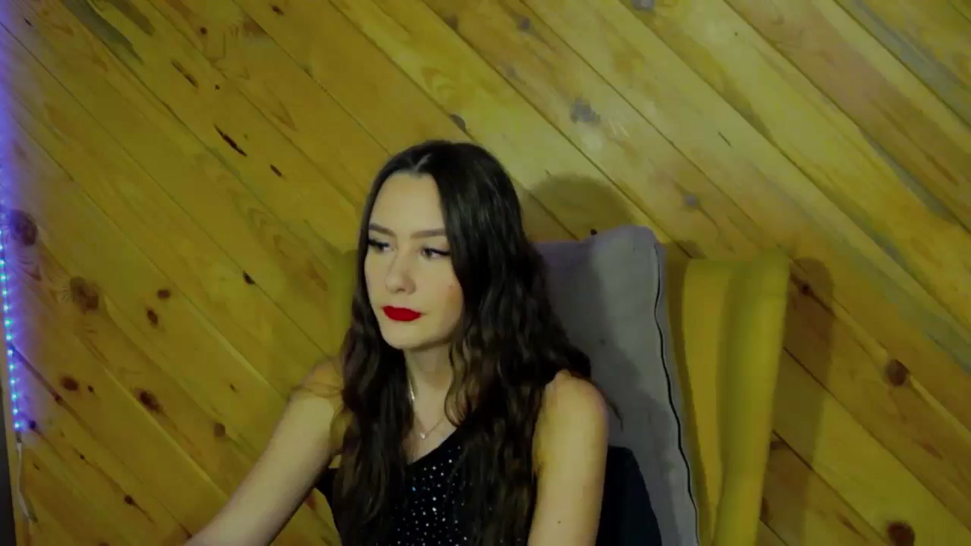 Gallery image thumbnail from Radiance's myfreecams stream on, 01/23/2026, 20:39 image 18 of 20