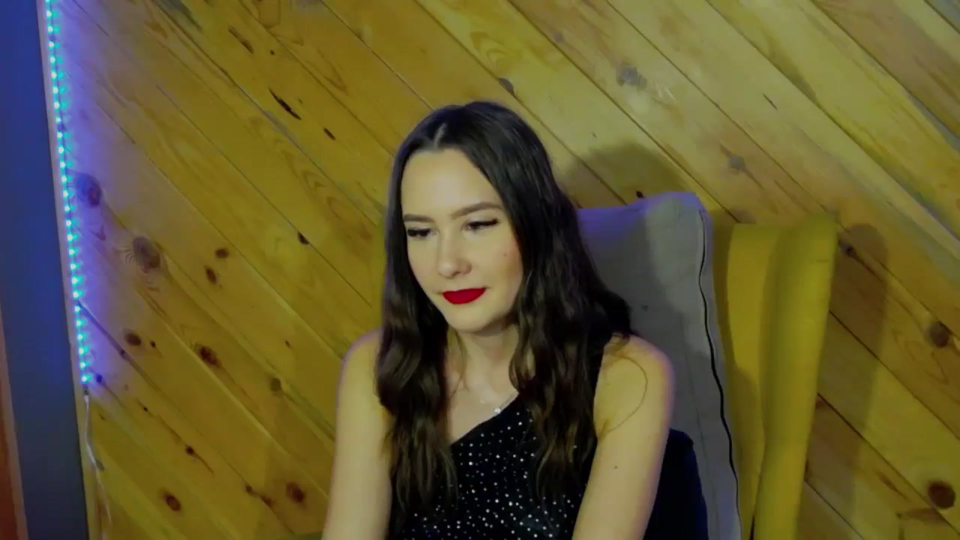 Gallery image thumbnail from Radiance's myfreecams stream on, 01/23/2026, 22:49 image 18 of 20