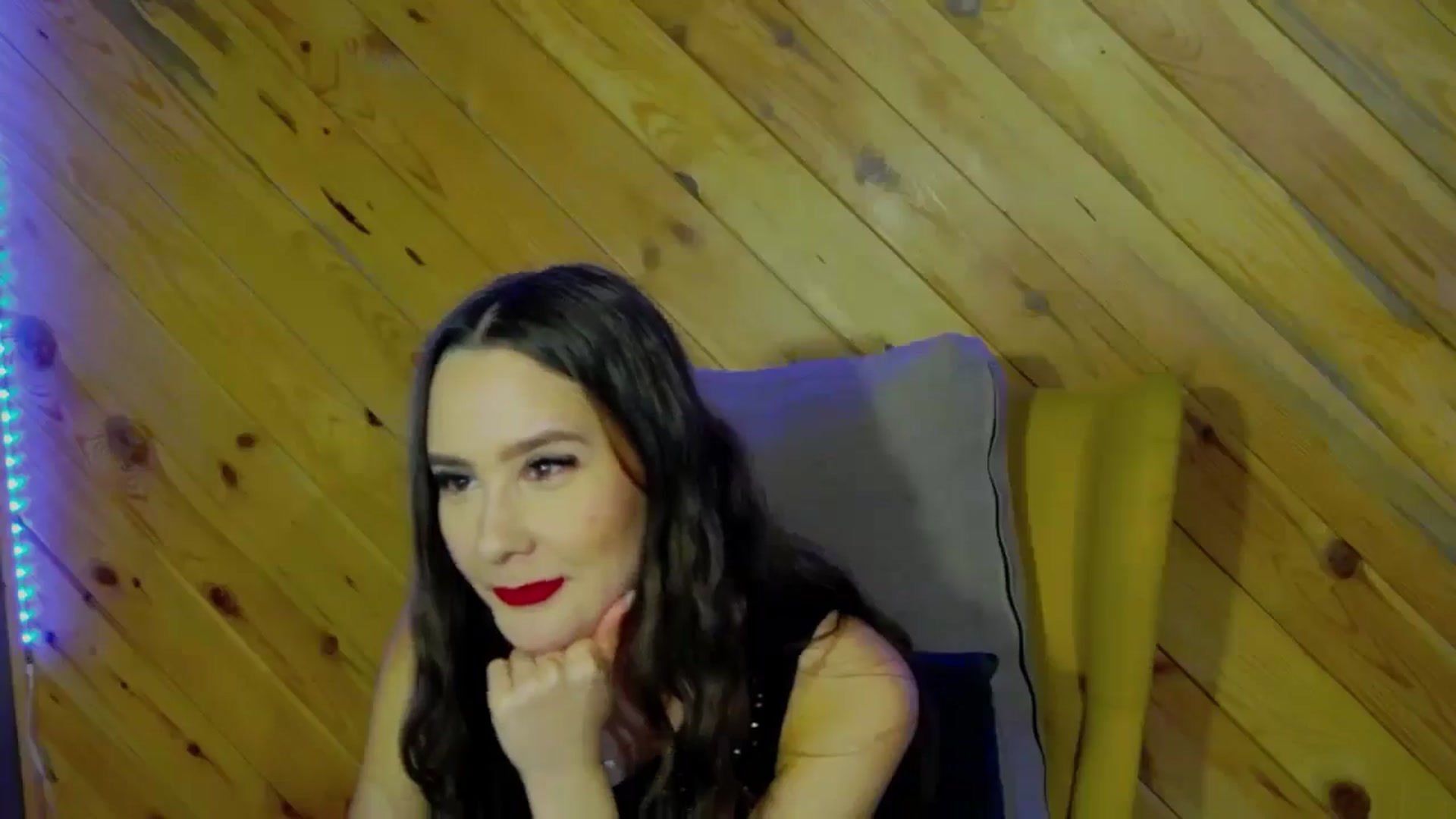 Gallery image thumbnail from Radiance's myfreecams stream on, 01/23/2026, 22:49 image 4 of 20