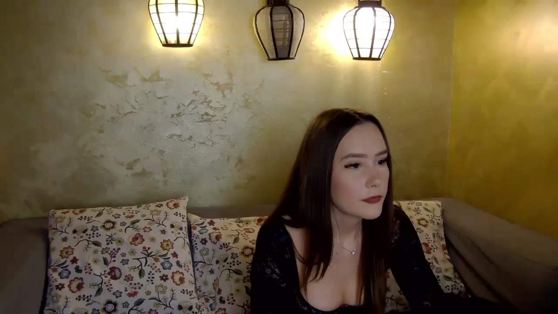 Gallery image thumbnail from Radiance's myfreecams stream on, 01/28/2026, 15:31 image 8 of 20