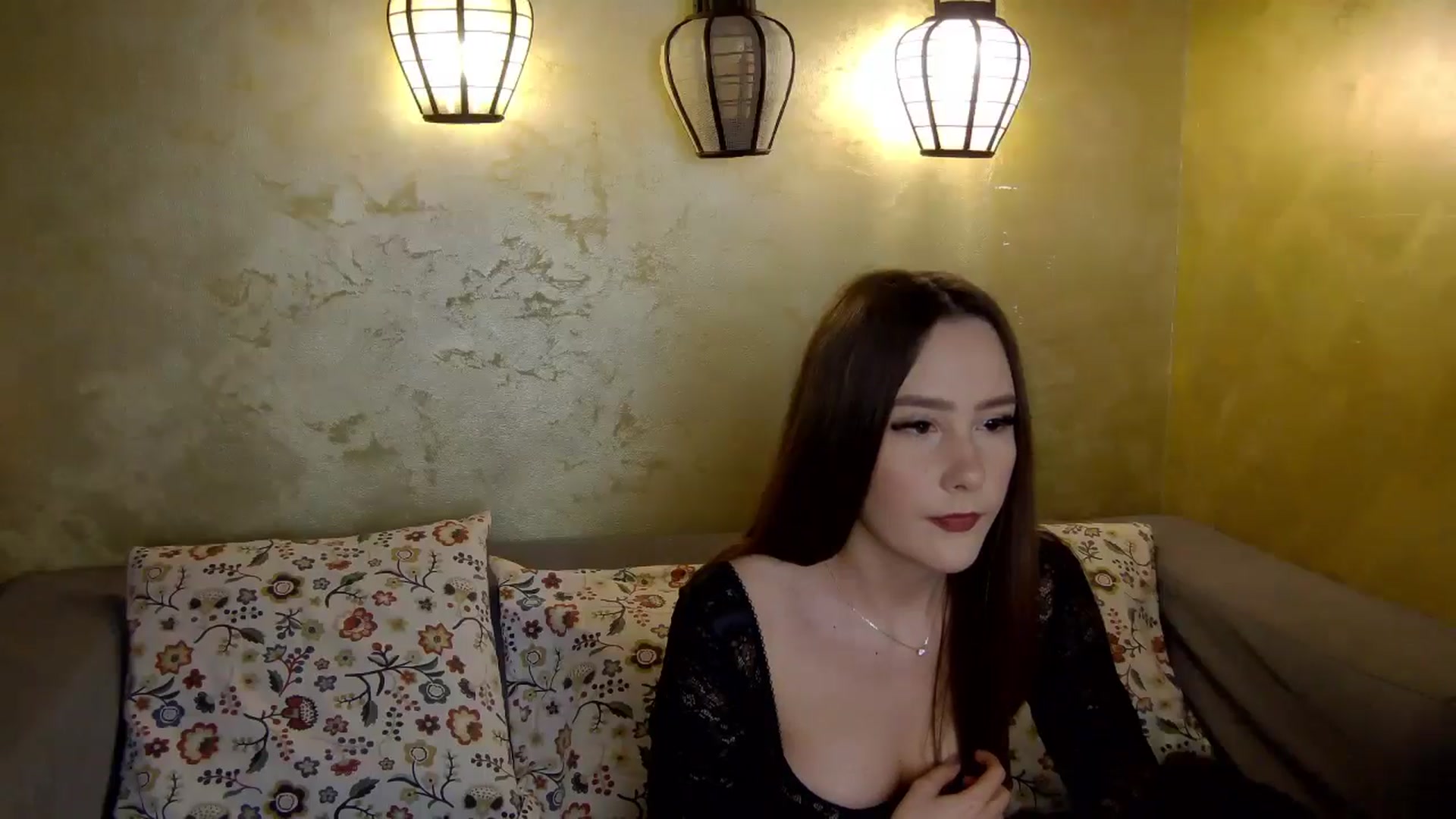 Gallery image thumbnail from Radiance's myfreecams stream on, 01/28/2026, 15:31 image 4 of 20