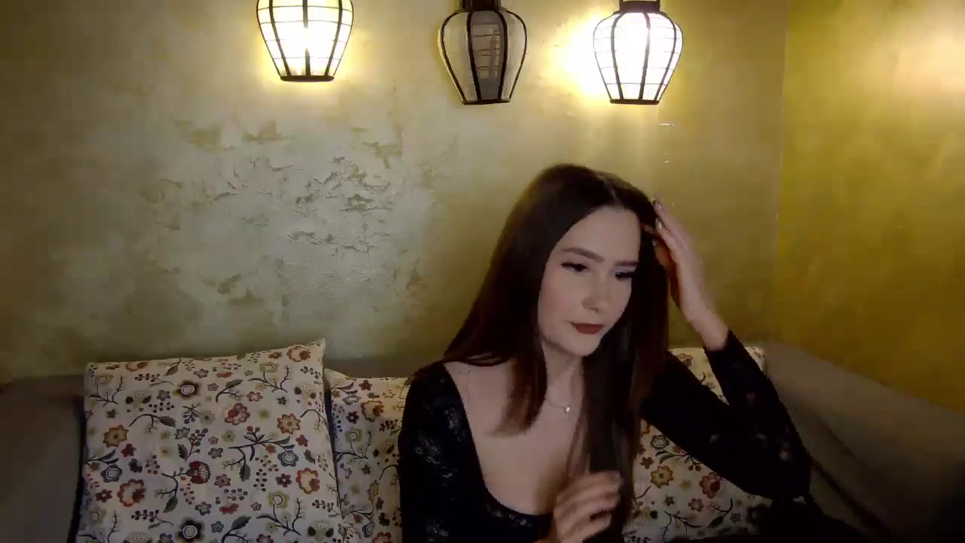 Gallery image thumbnail from Radiance's myfreecams stream on, 01/28/2026, 15:31 image 6 of 20