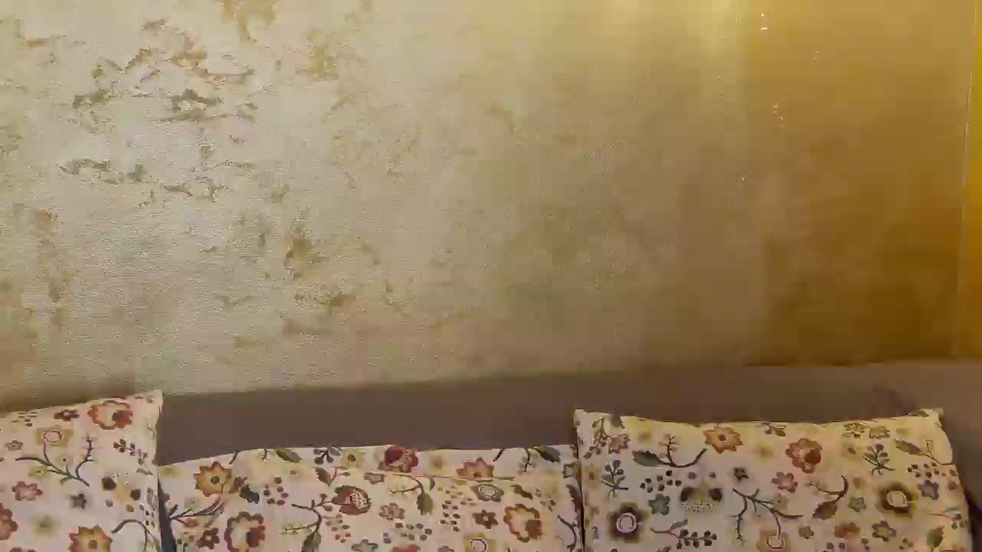 Gallery image thumbnail from Radiance's myfreecams stream on, 01/28/2026, 19:50 image 10 of 20