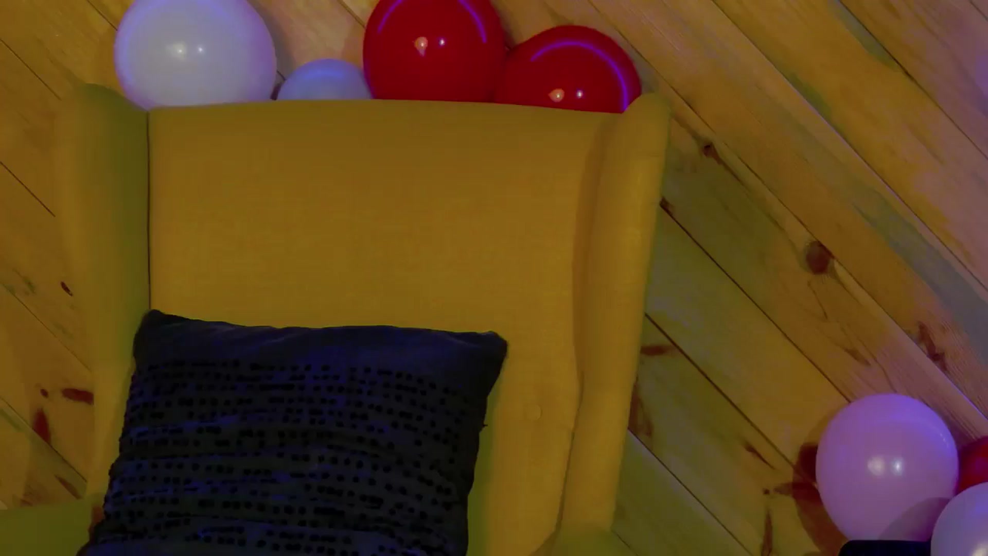 Gallery image thumbnail from Radiance's myfreecams stream on, 01/29/2026, 16:10 image 19 of 20