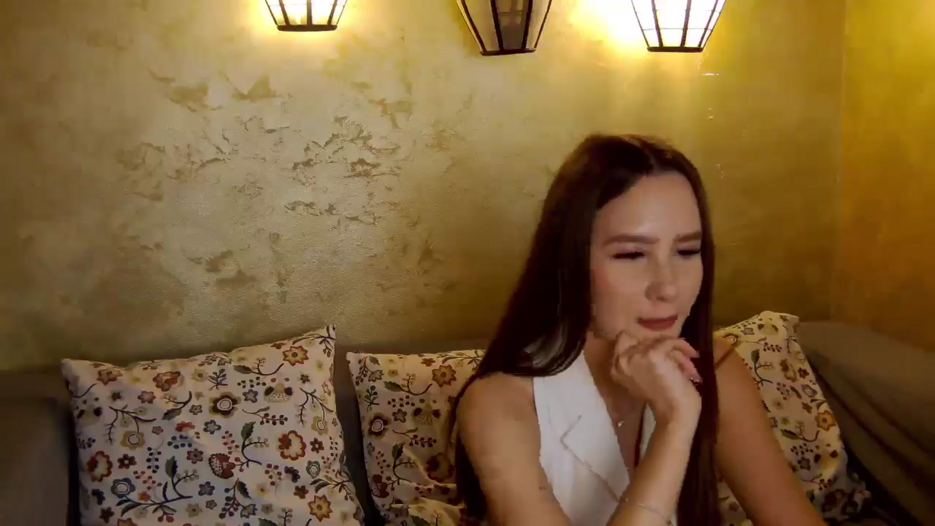 Gallery image thumbnail from Radiance's myfreecams stream on, 01/31/2026, 20:55 image 7 of 20