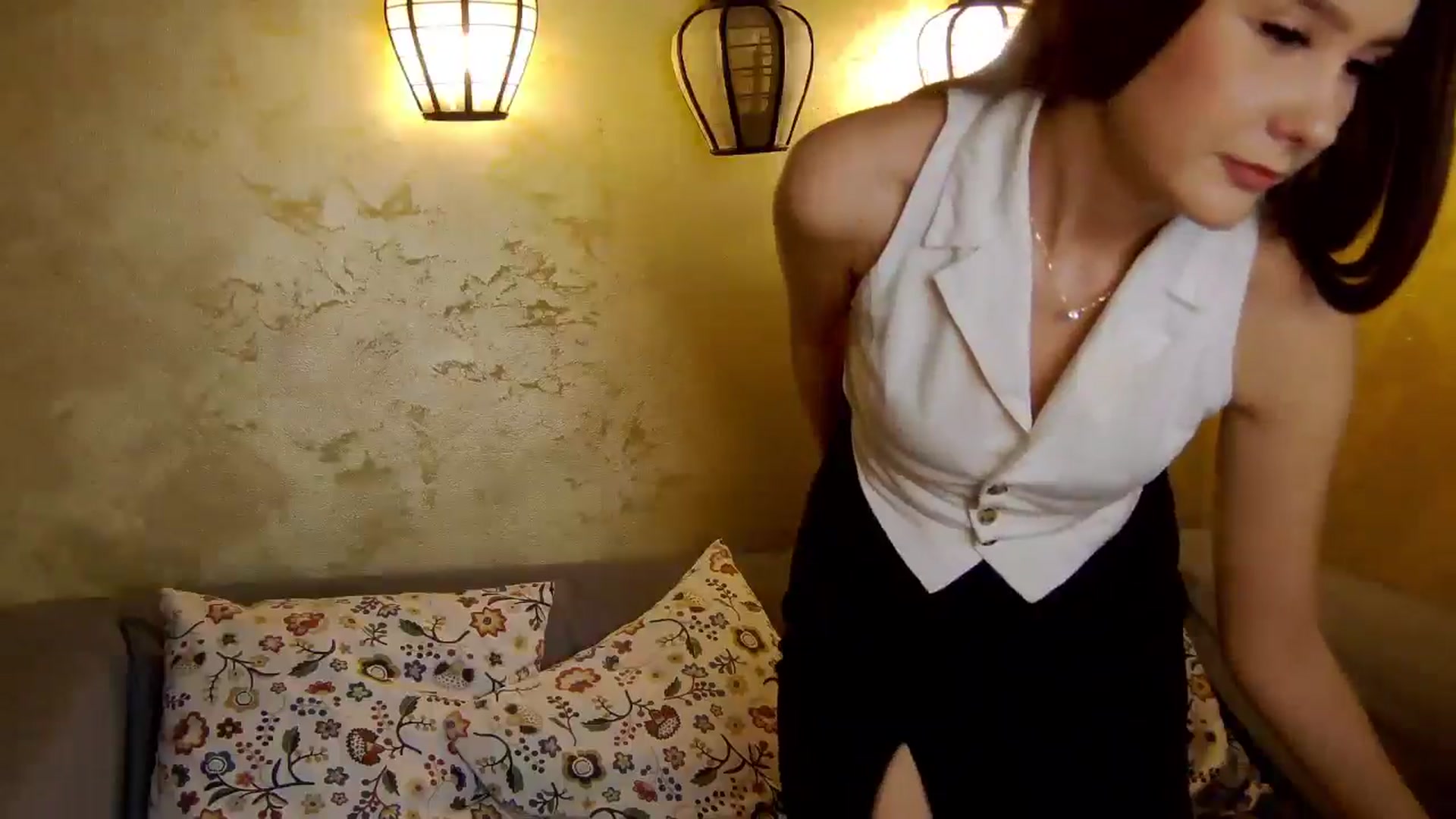 Gallery image thumbnail from Radiance's myfreecams stream on, 01/31/2026, 22:46 image 3 of 20